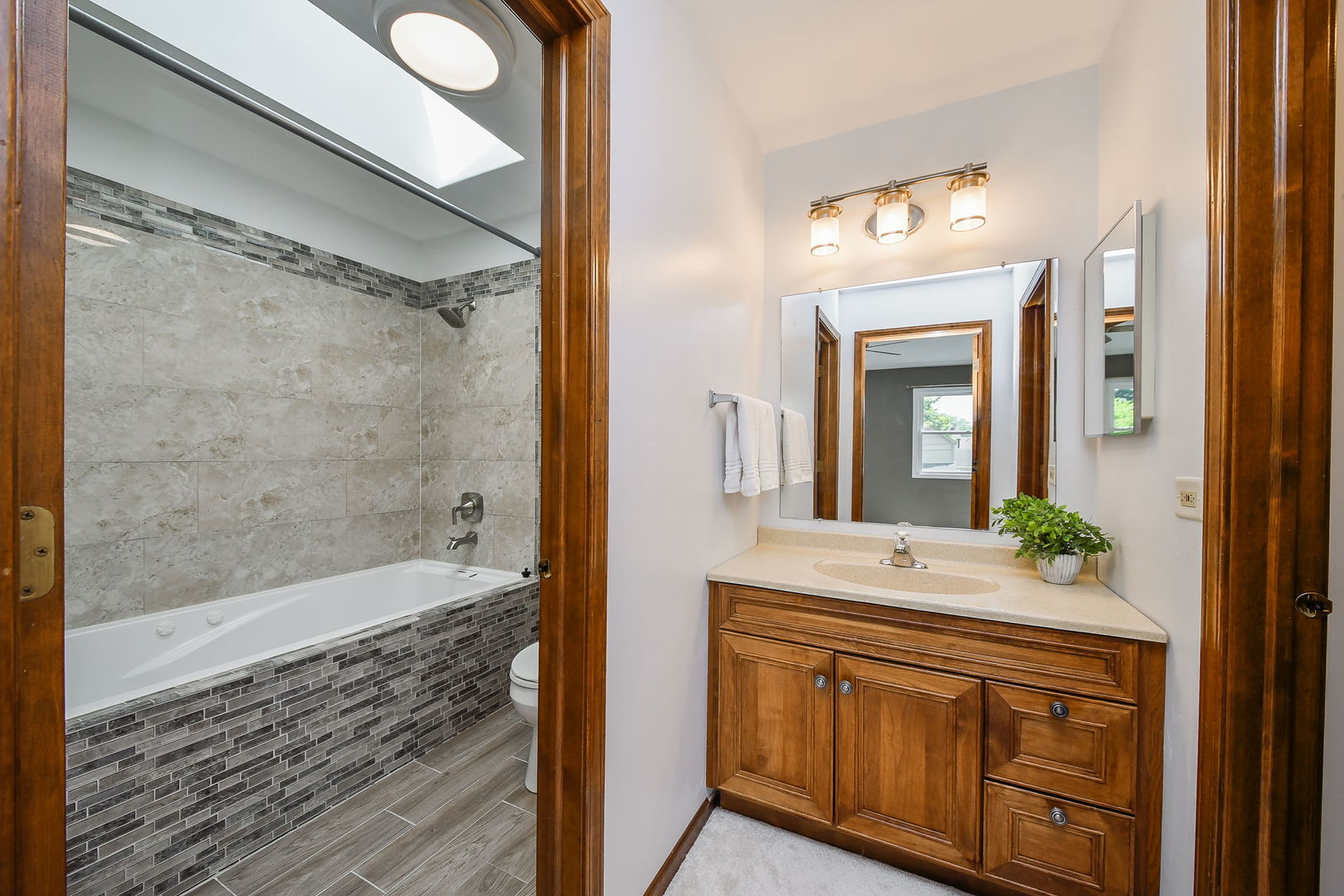 27W098 Walnut Drive, Winfield, IL 60190
