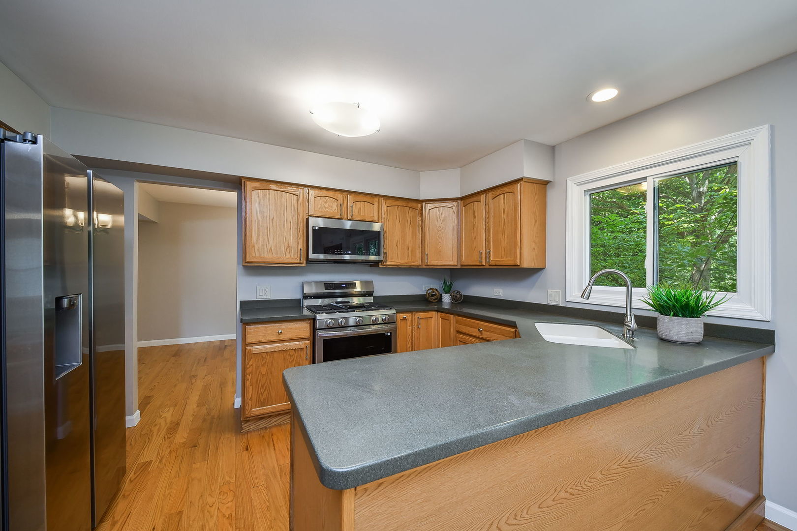 27W098 Walnut Drive, Winfield, IL 60190