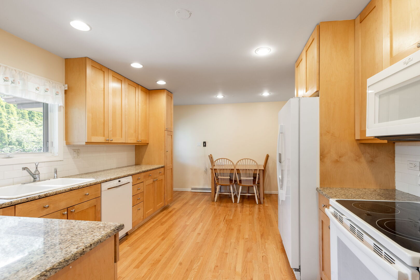 5205 Ellington Avenue, Western Springs, IL 60558