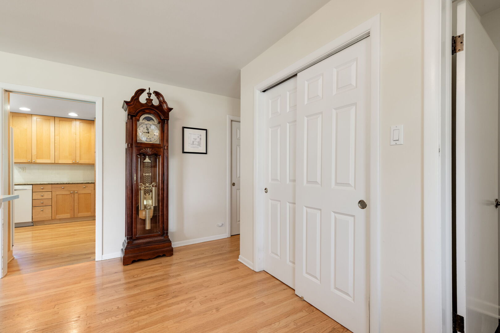 5205 Ellington Avenue, Western Springs, IL 60558