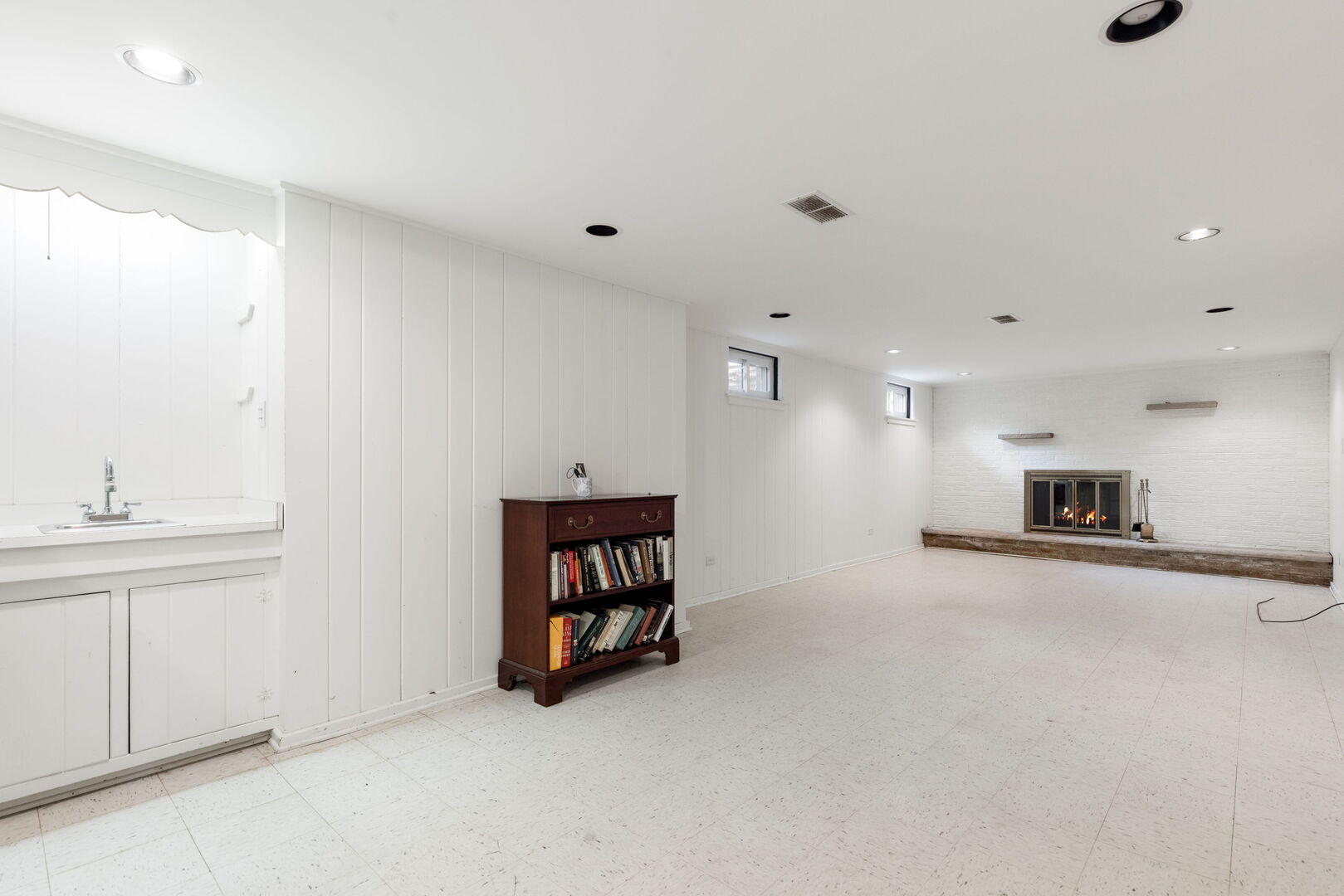 5205 Ellington Avenue, Western Springs, IL 60558