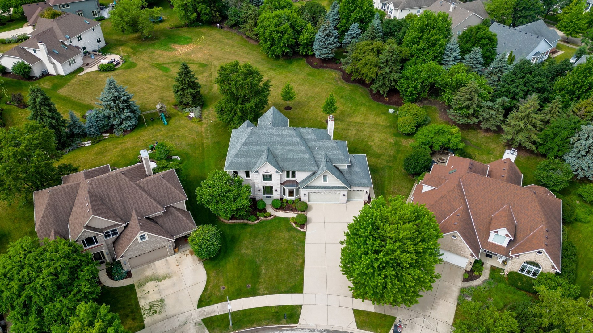 2249 kenyon Court, Aurora, IL 60502