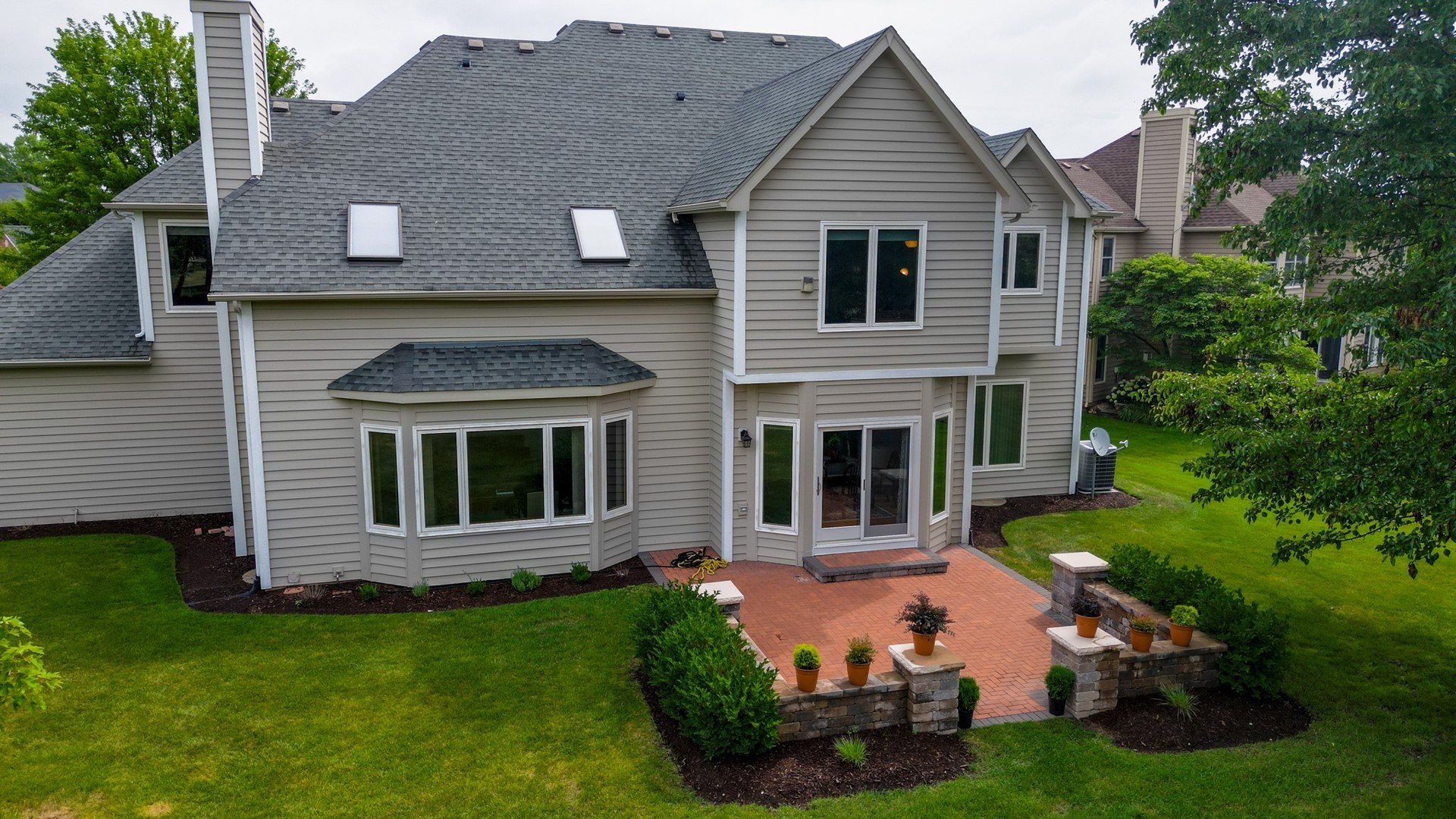 2249 kenyon Court, Aurora, IL 60502
