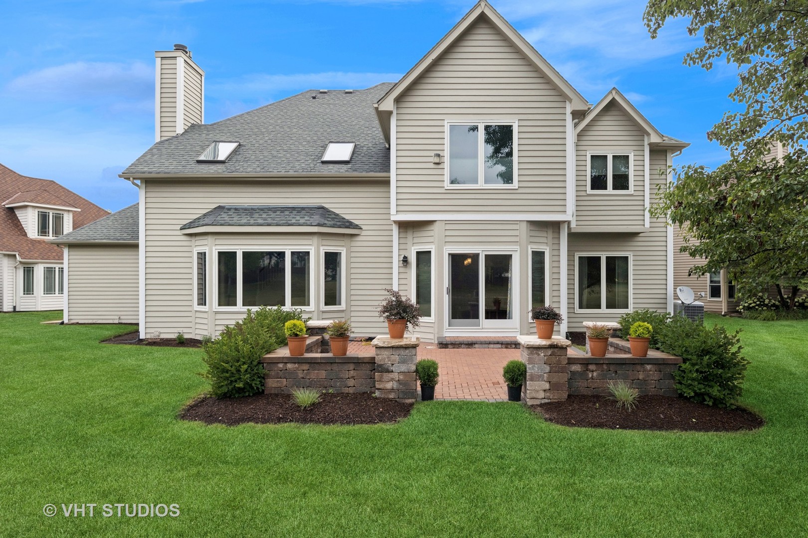 2249 kenyon Court, Aurora, IL 60502