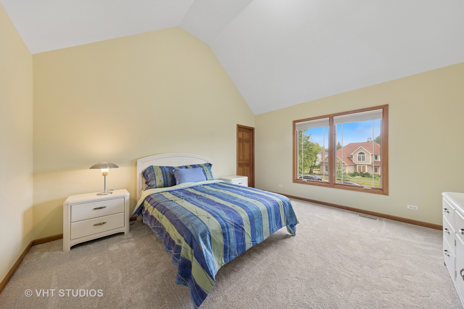 2249 kenyon Court, Aurora, IL 60502