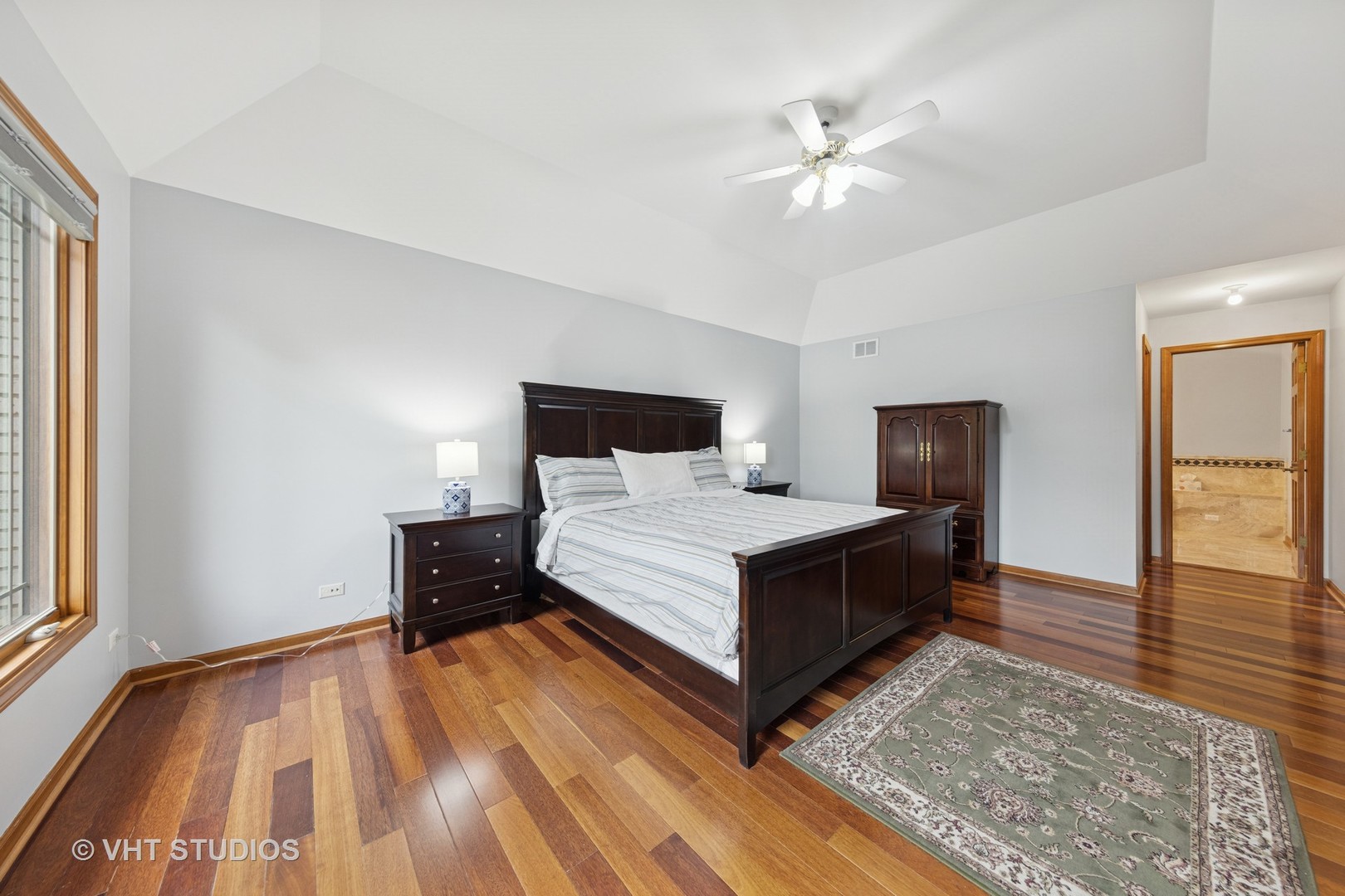 2249 kenyon Court, Aurora, IL 60502