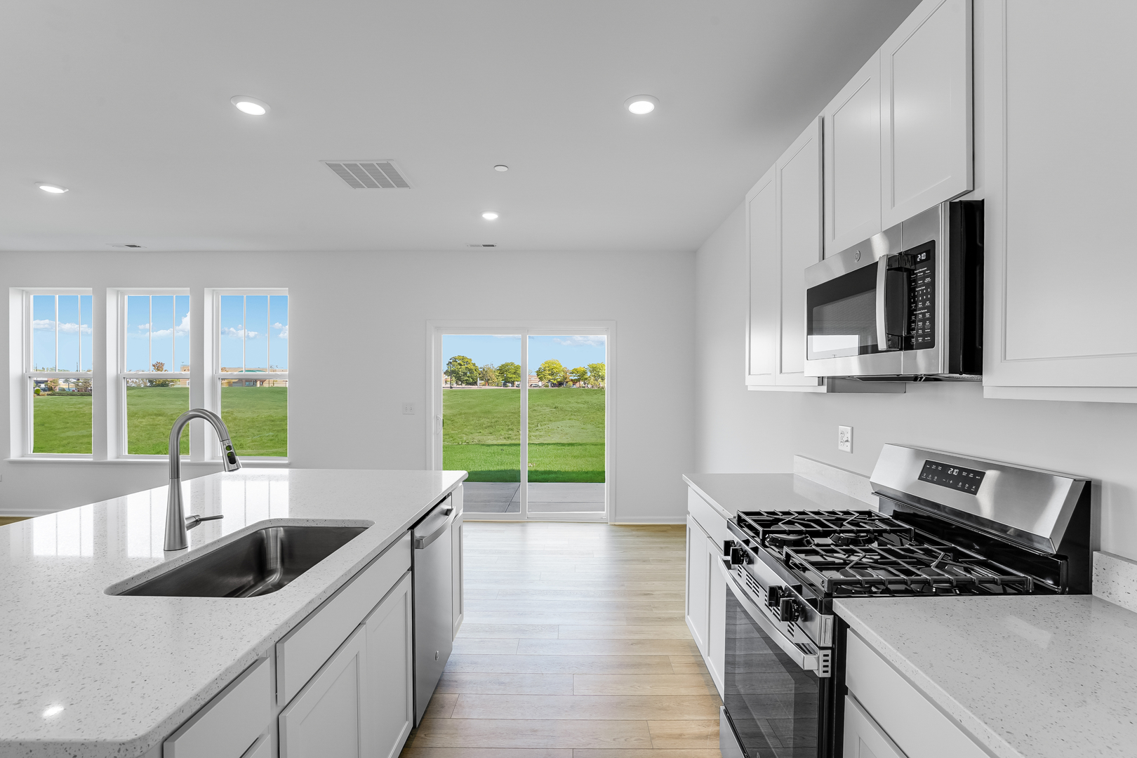 12130 Kelsey Drive, Huntley, IL 60142