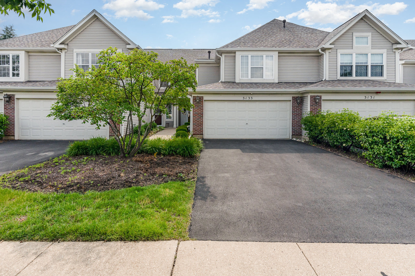 3133 Reflection Drive, Naperville, IL 60564