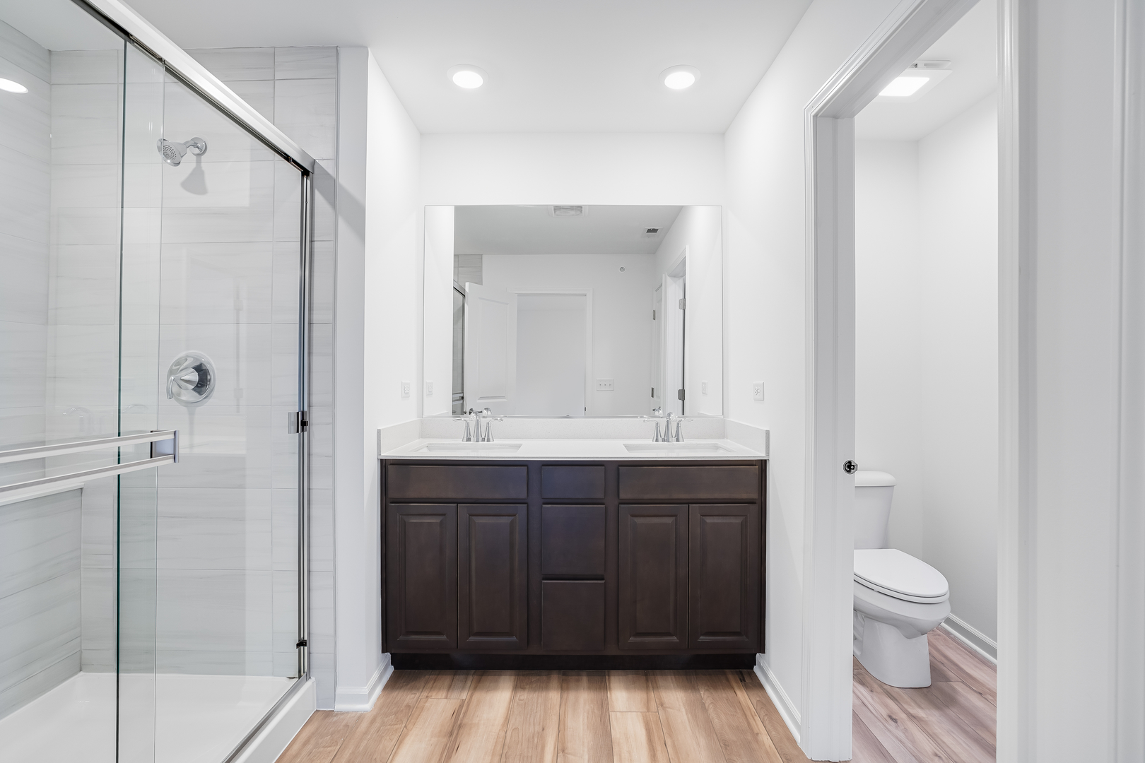 225 Settlers Place, West Dundee, IL 60118