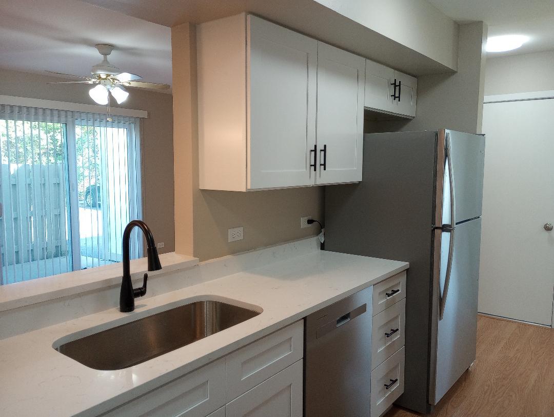 110 Queens Cove, Barrington, IL 60010