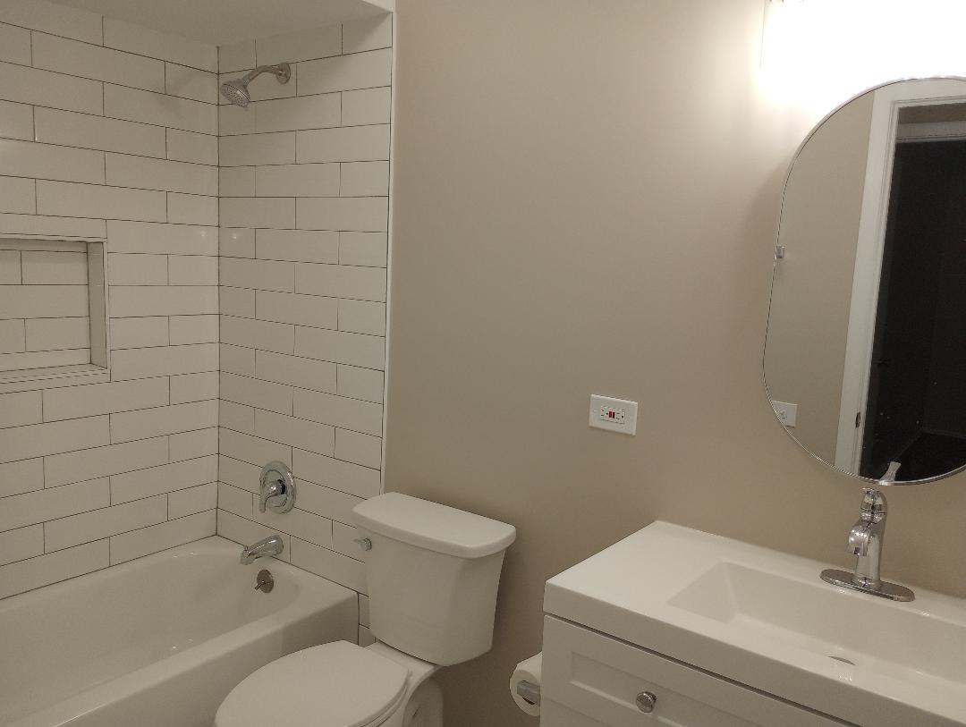 110 Queens Cove, Barrington, IL 60010