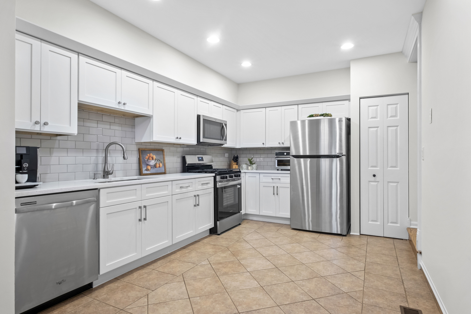 112 Autumn Court #112, Buffalo Grove, IL 60089