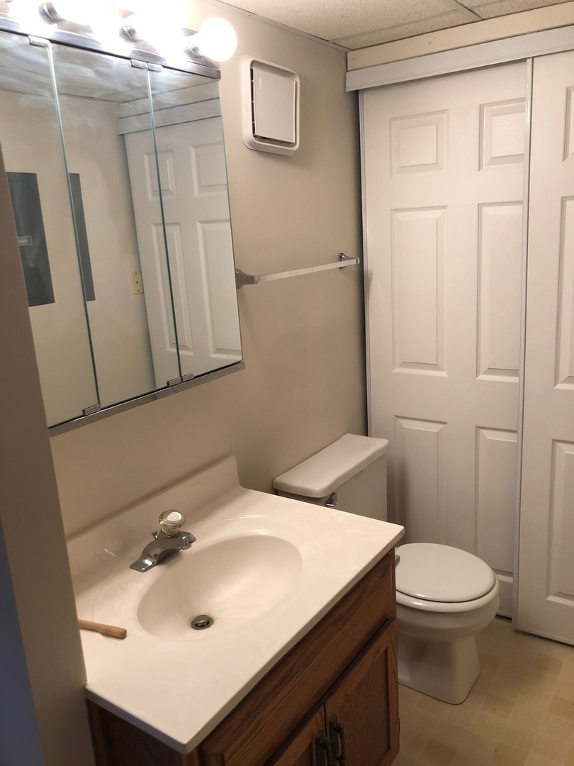 868 N Prairie Avenue #1D, Joliet, IL 60435