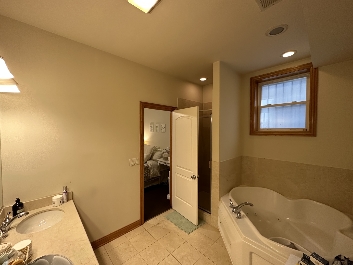 4726 N WINTHROP Avenue #G, Chicago, IL 60640