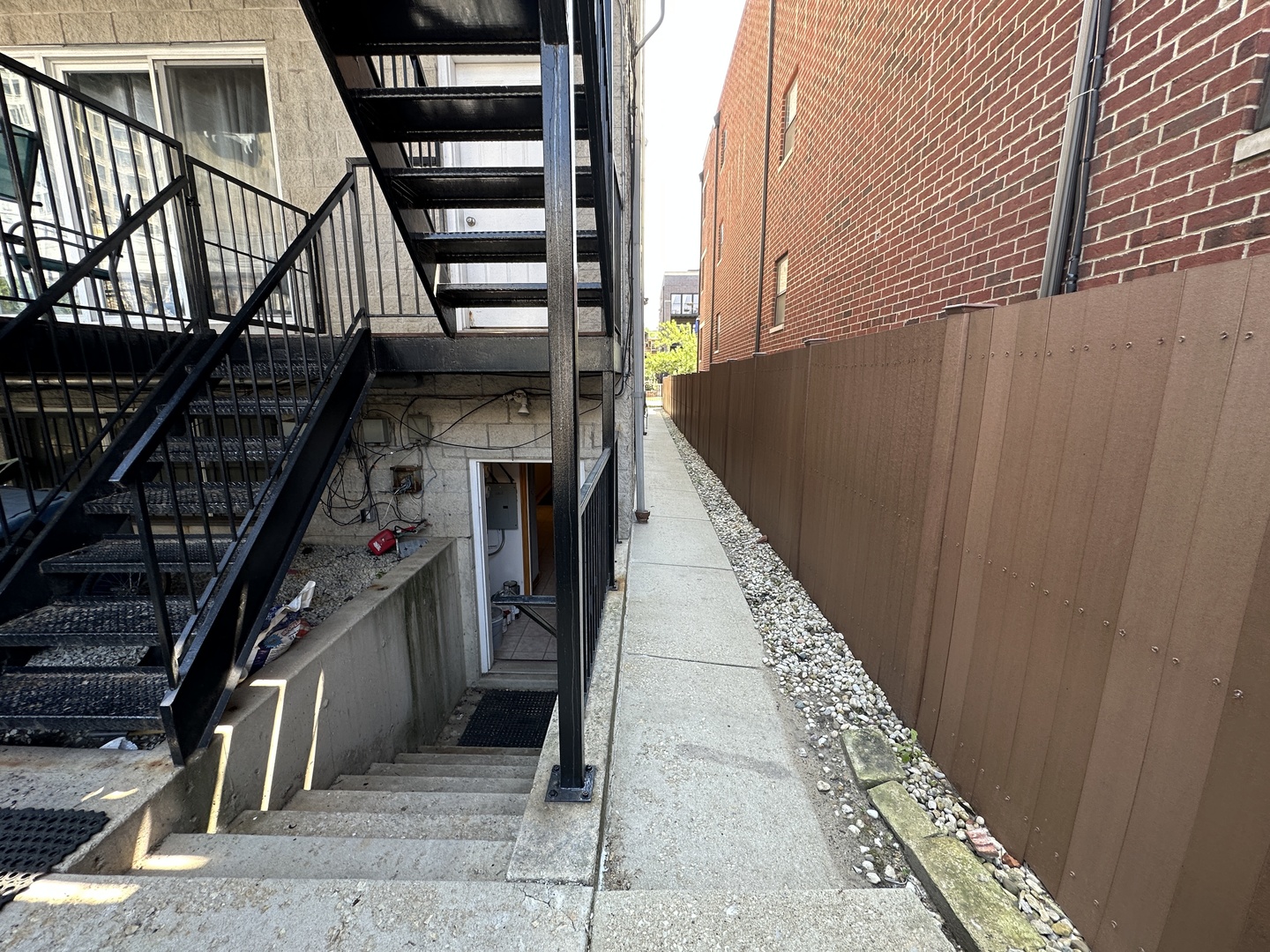 4726 N WINTHROP Avenue #G, Chicago, IL 60640