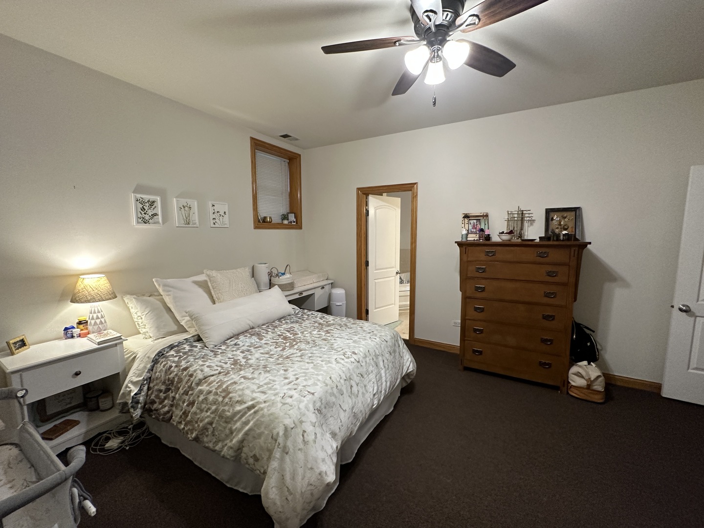 4726 N WINTHROP Avenue #G, Chicago, IL 60640