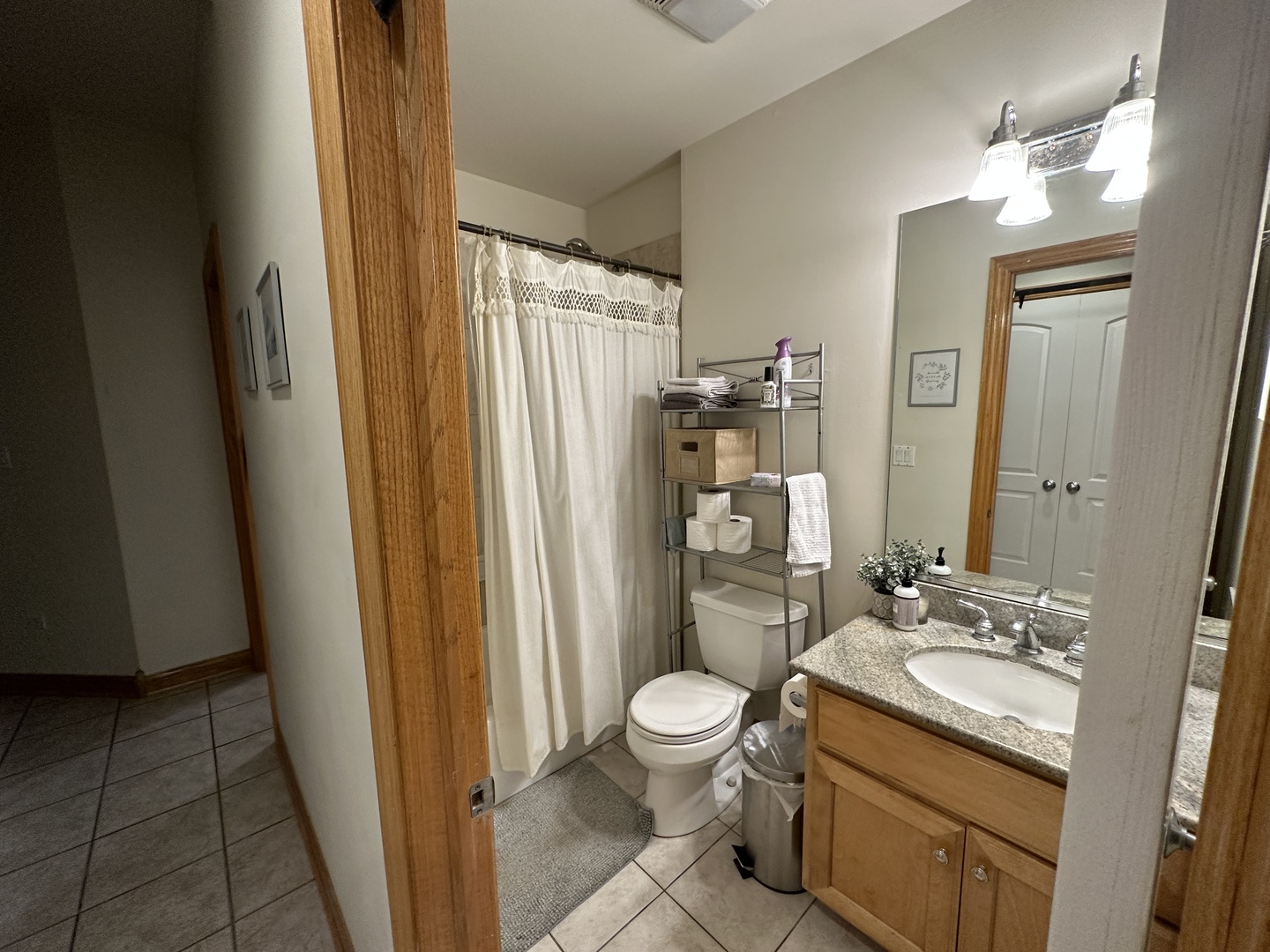 4726 N WINTHROP Avenue #G, Chicago, IL 60640
