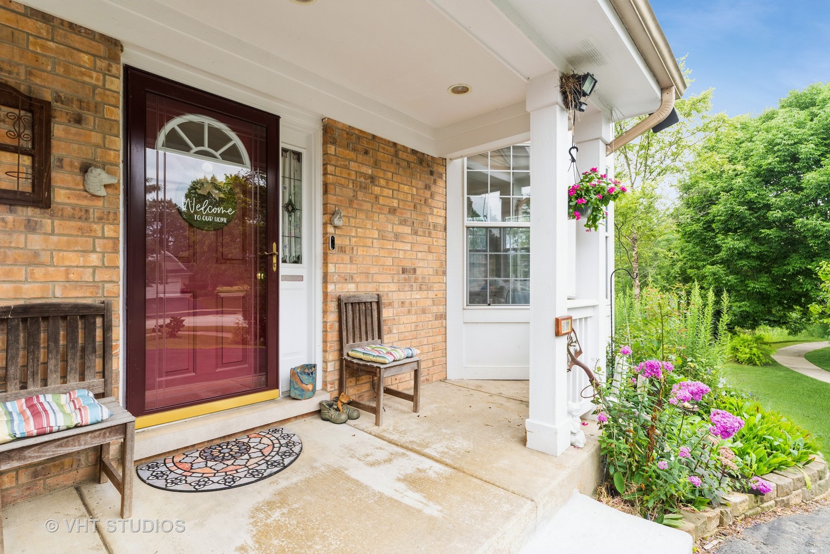6191 Oakmont Lane, Gurnee, IL 60031