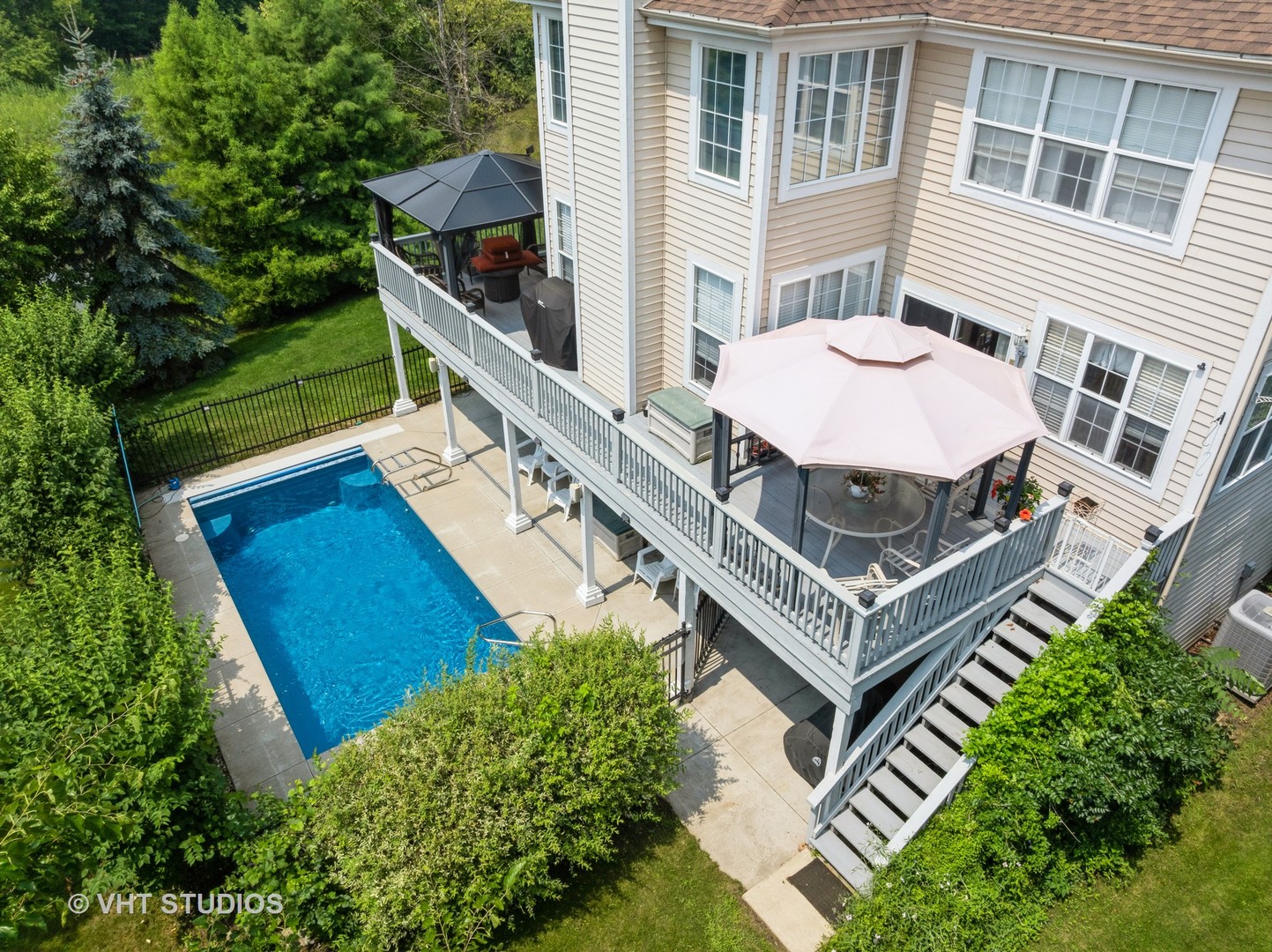 6191 Oakmont Lane, Gurnee, IL 60031