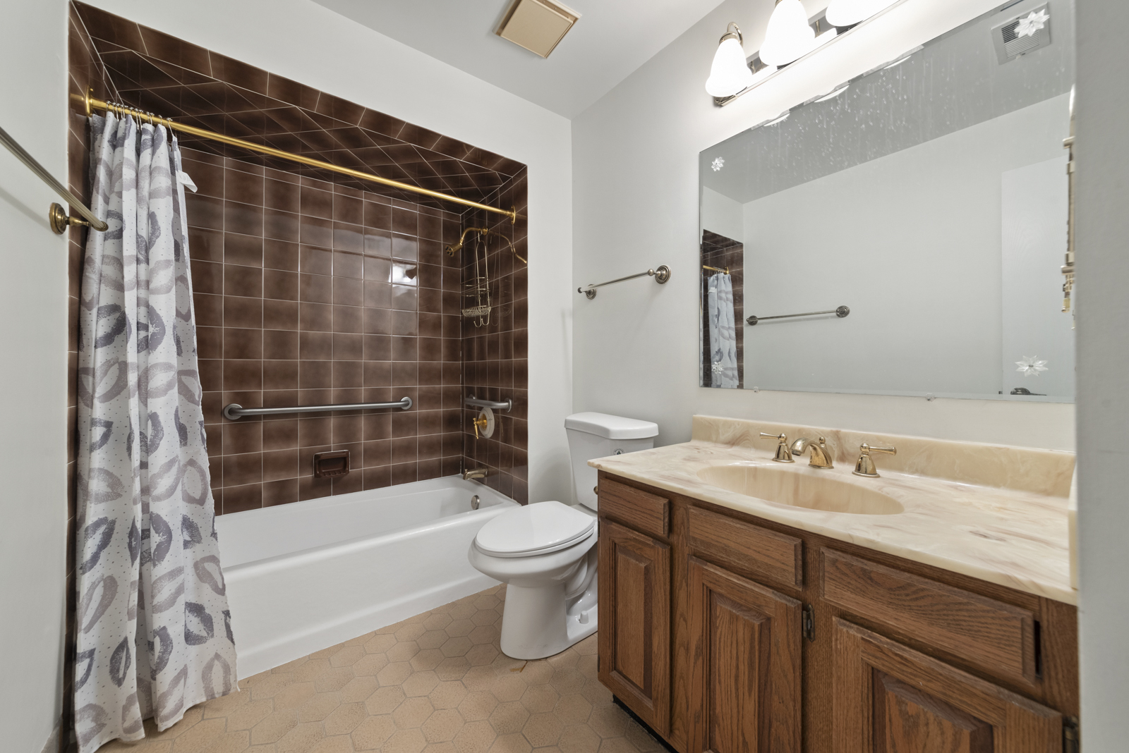 12912 Mill Drive #B2, Palos Park, IL 60464