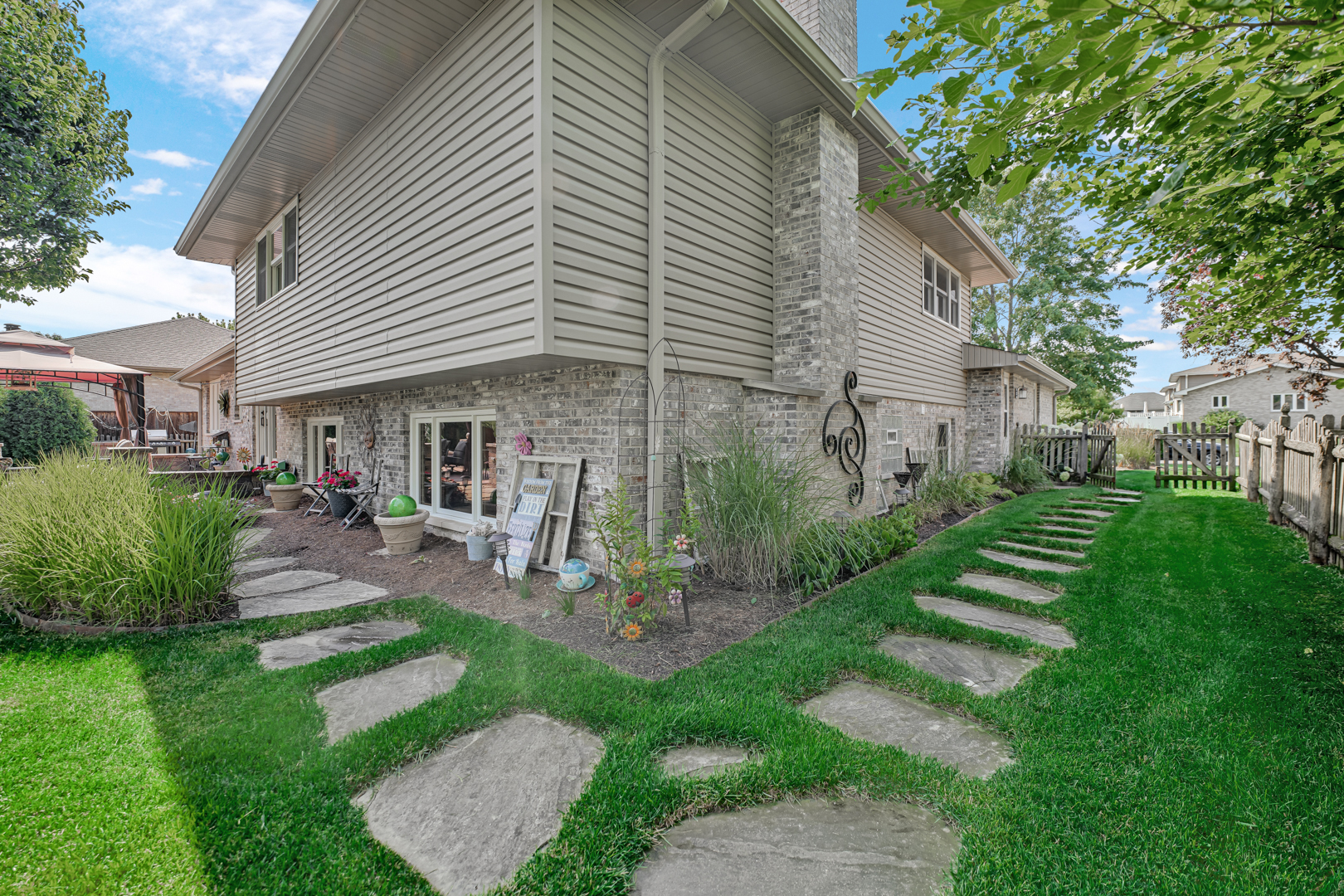 10616 Willow Avenue, Mokena, IL 60448