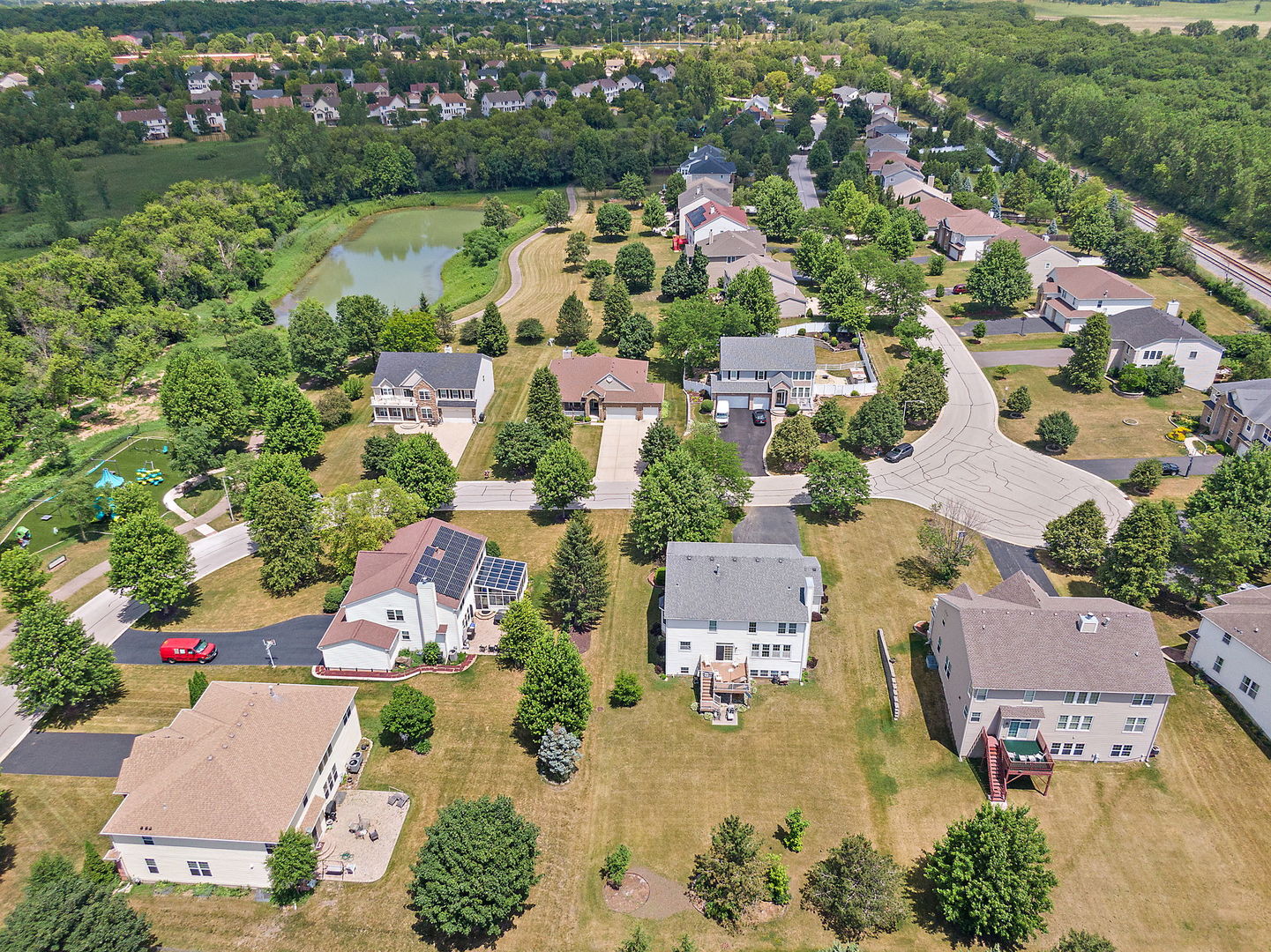 1285 Mallard Lane, Hoffman Estates, IL 60192