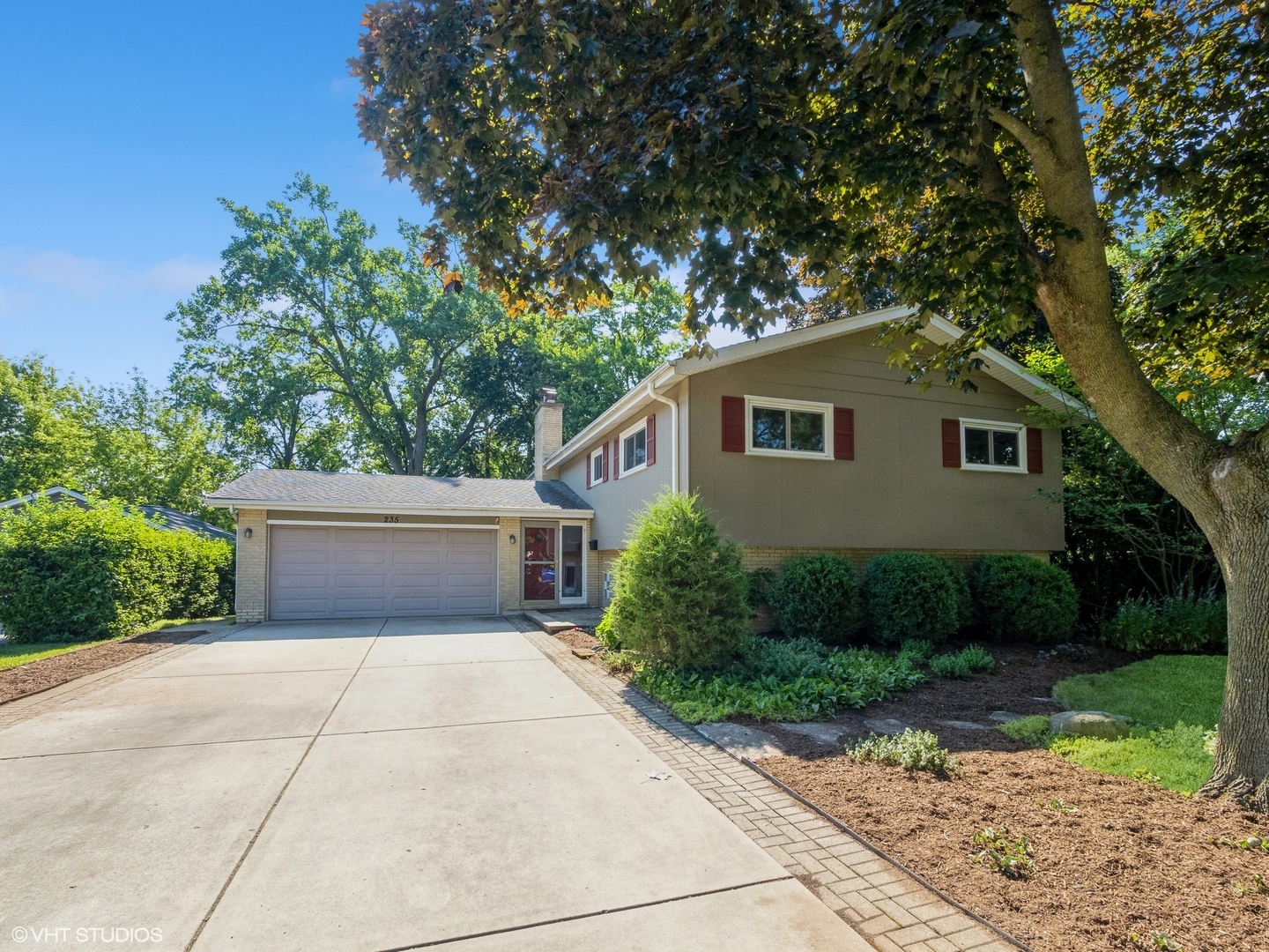 235 S Cedar Street, Palatine, IL 60067