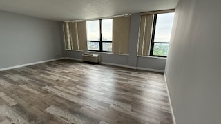 5100 N Marine Drive #24M, Chicago, IL 60640