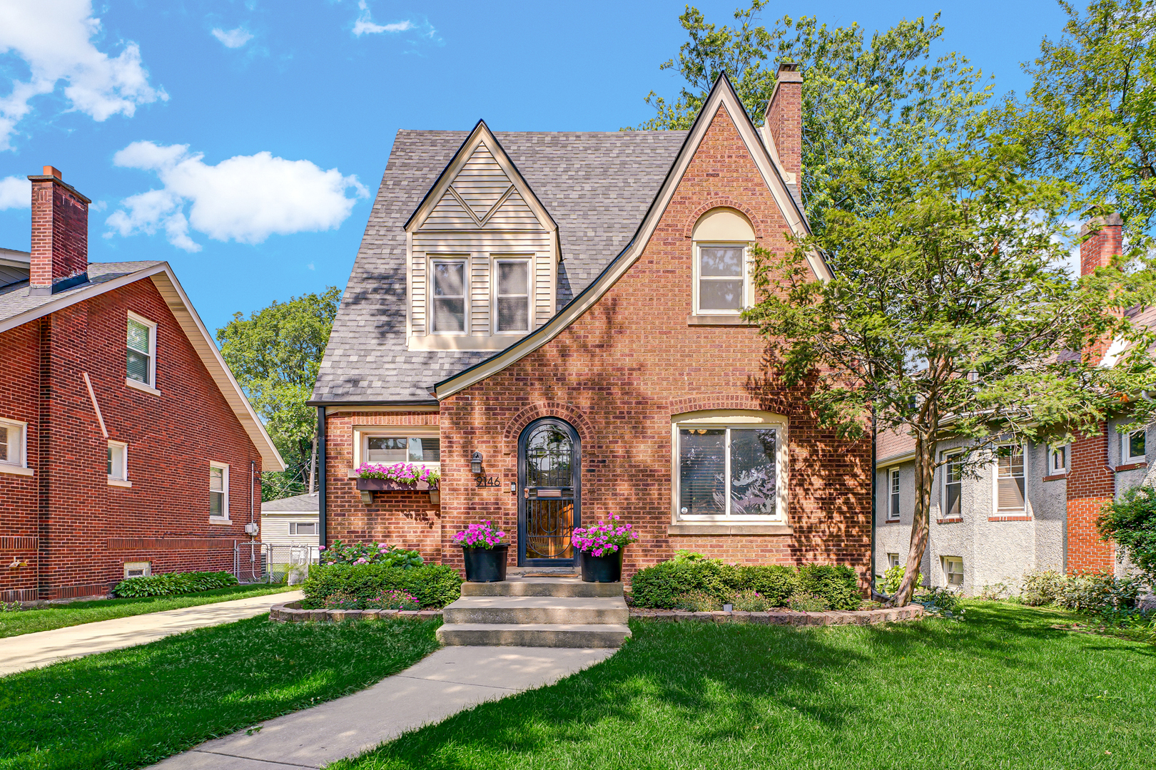 9146 S Hamilton Avenue, Chicago, IL 60643