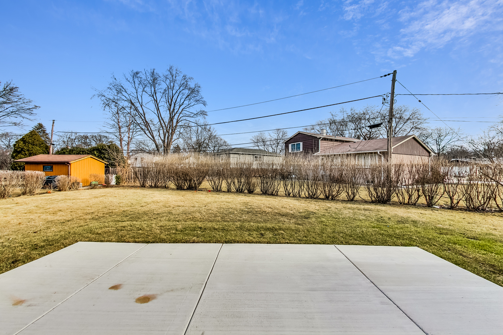 2024 E Wintergreen Avenue, Mount Prospect, IL 60056