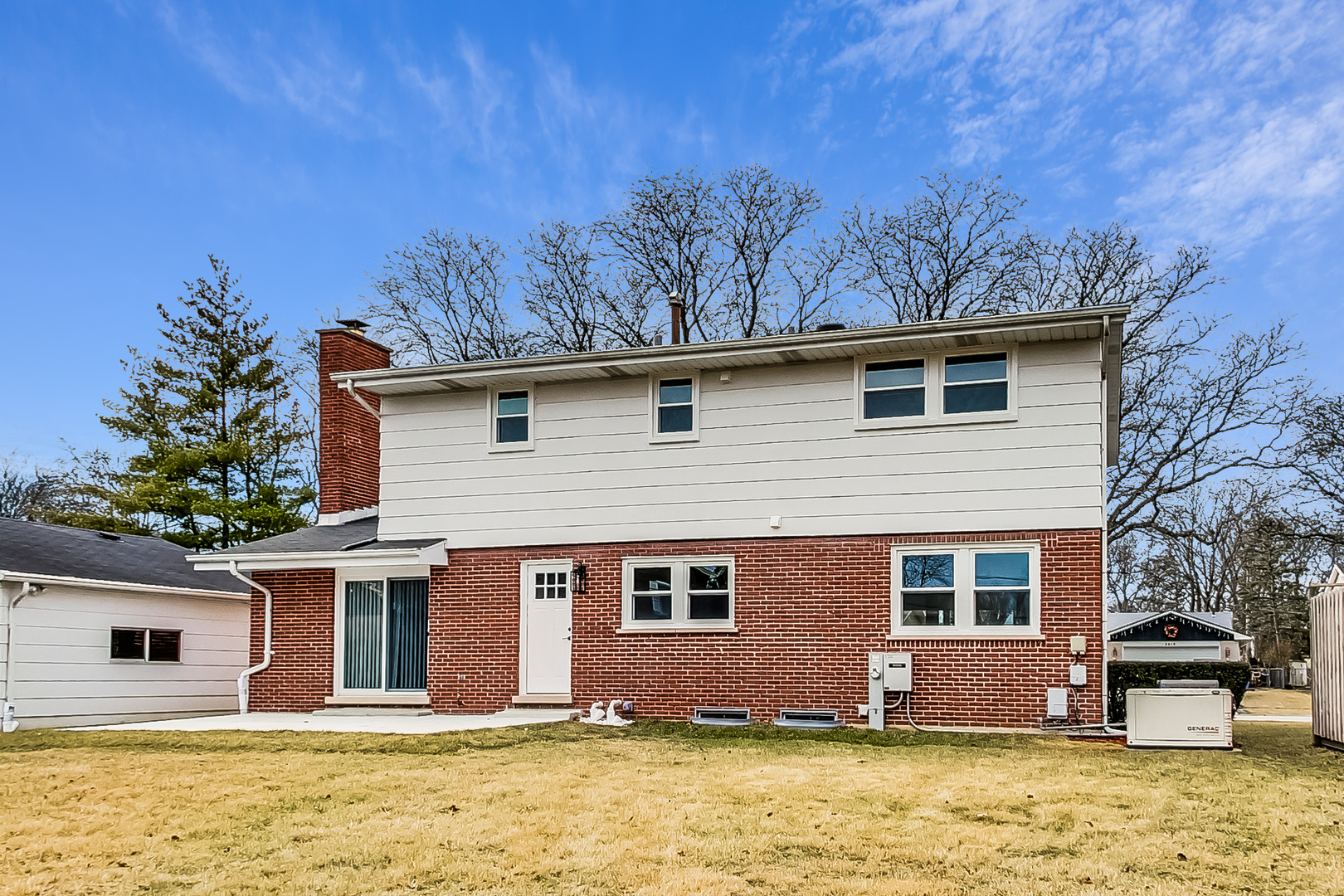 2024 E Wintergreen Avenue, Mount Prospect, IL 60056