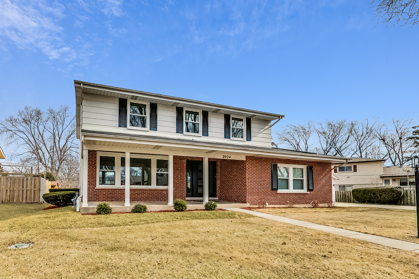 2024 E Wintergreen Avenue, Mount Prospect, IL 60056