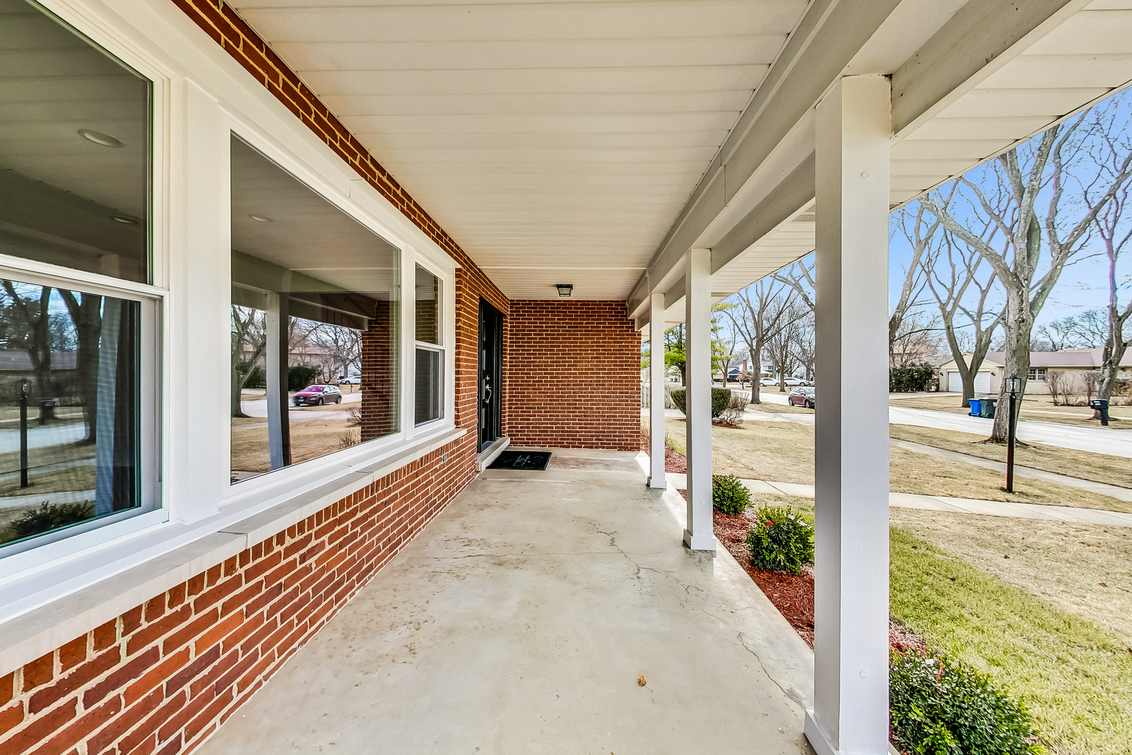 2024 E Wintergreen Avenue, Mount Prospect, IL 60056