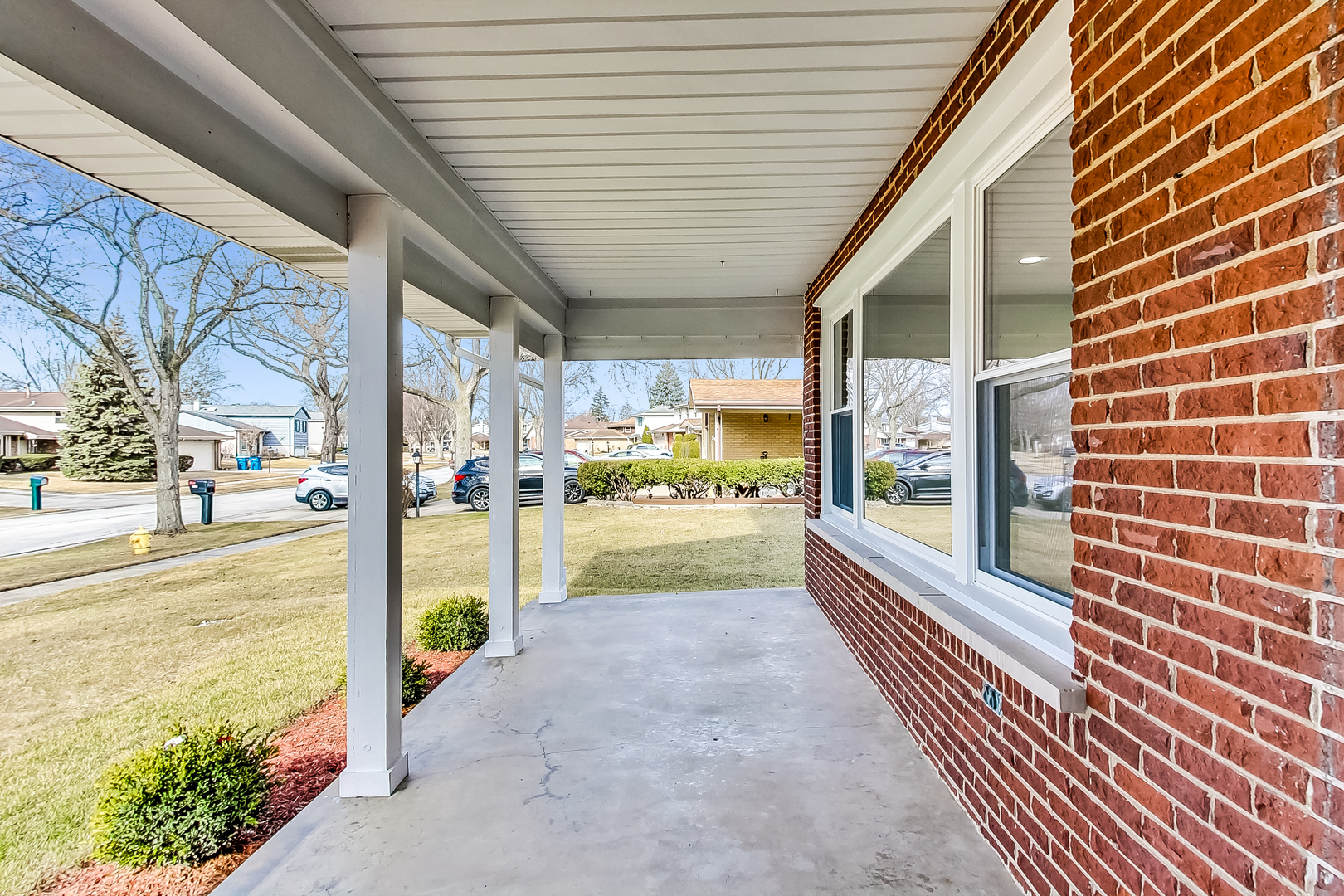 2024 E Wintergreen Avenue, Mount Prospect, IL 60056
