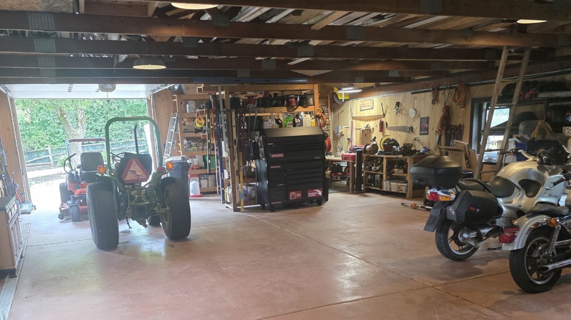 404 Caesar Drive, Barrington Hills, IL 60010