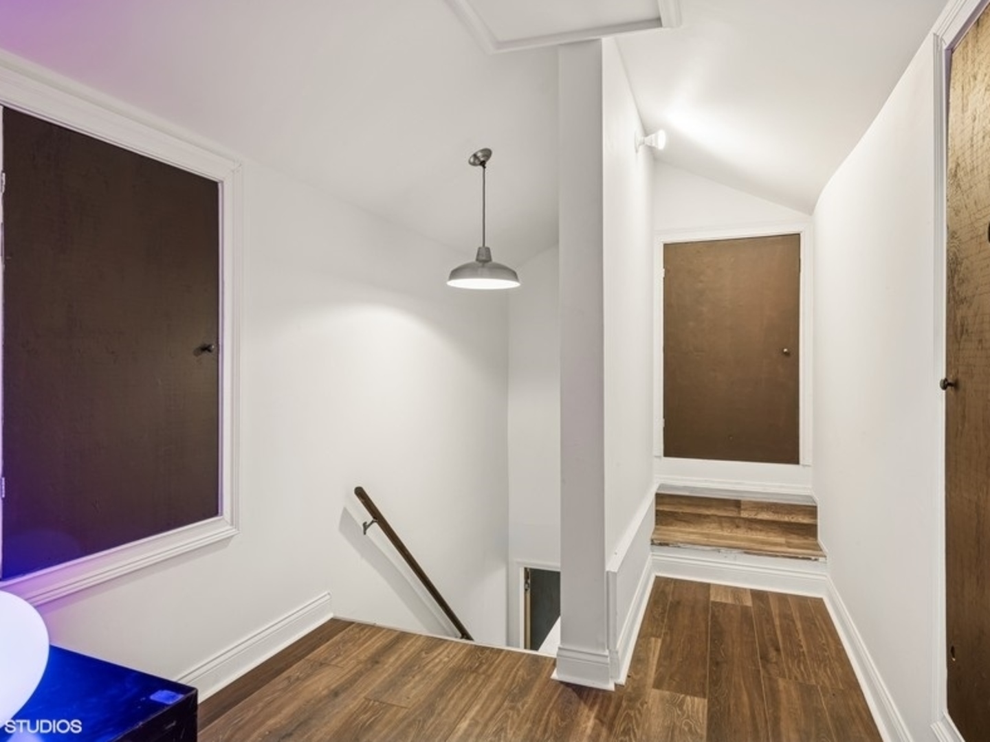 404 Caesar Drive, Barrington Hills, IL 60010