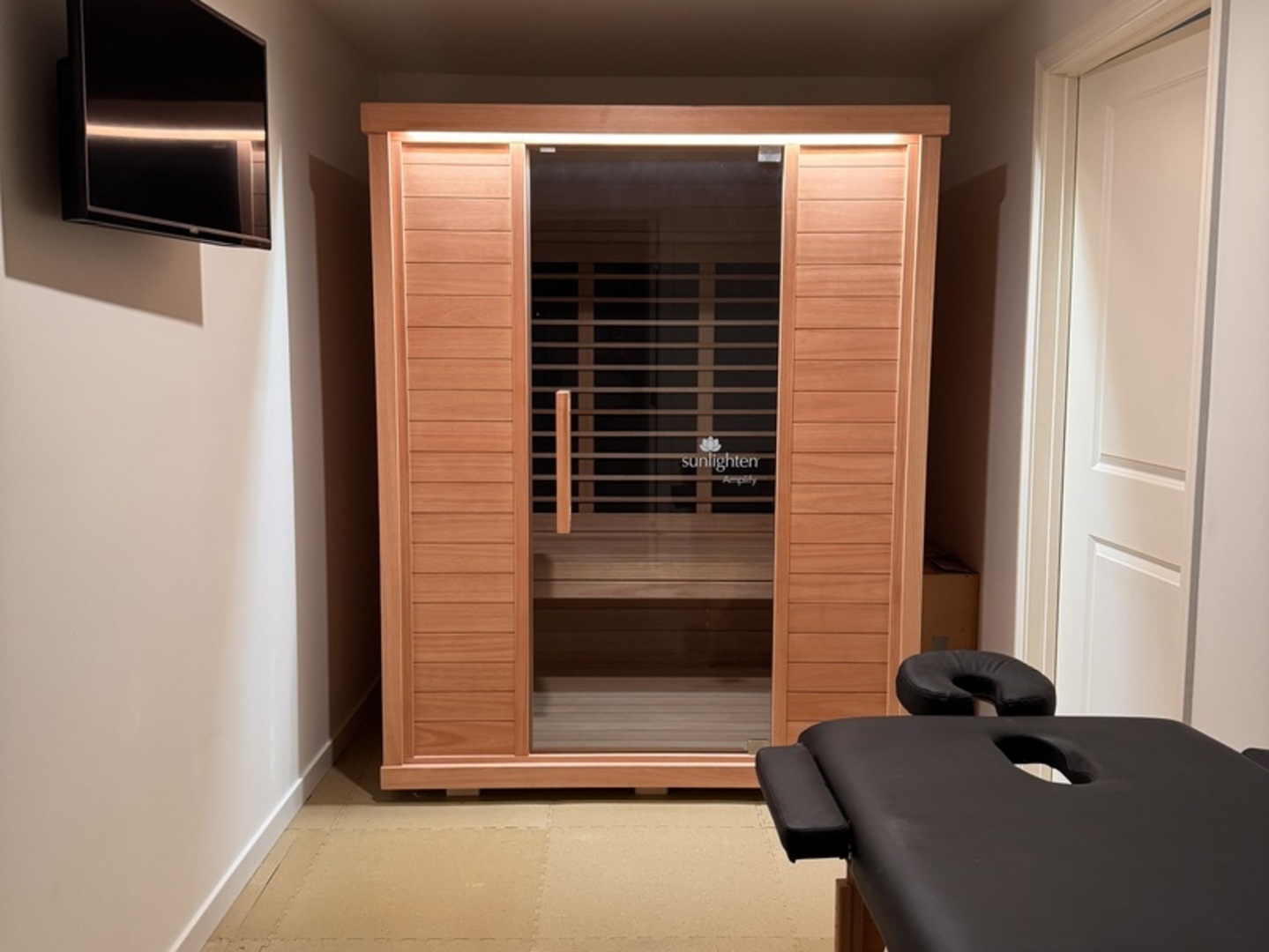 404 Caesar Drive, Barrington Hills, IL 60010