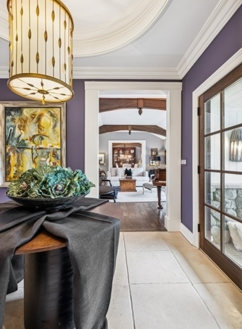 404 Caesar Drive, Barrington Hills, IL 60010