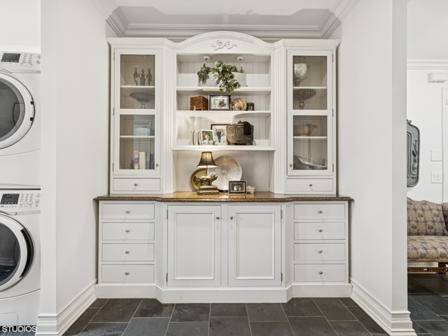 404 Caesar Drive, Barrington Hills, IL 60010