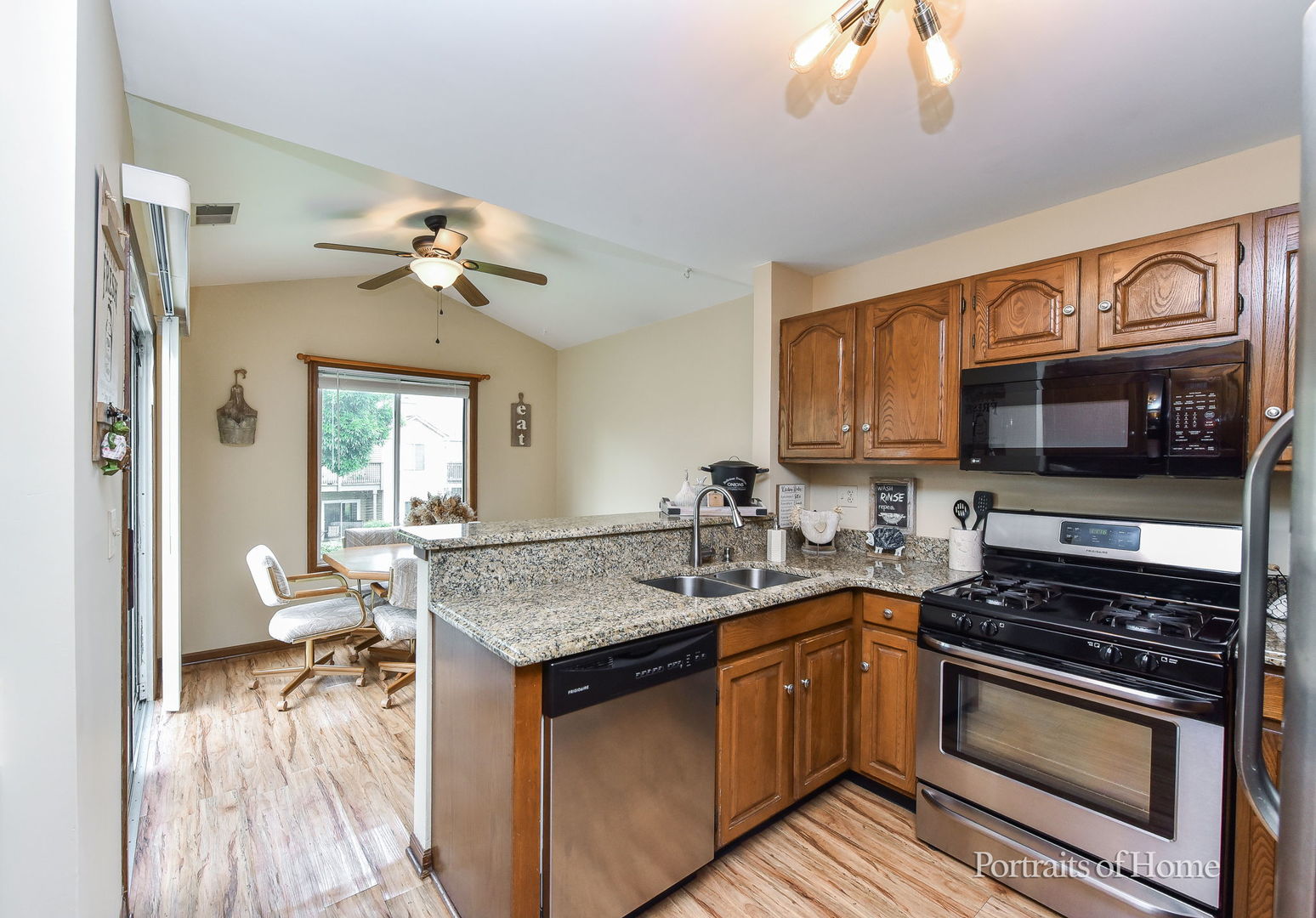 2254 Petworth Court #202D, Naperville, IL 60565