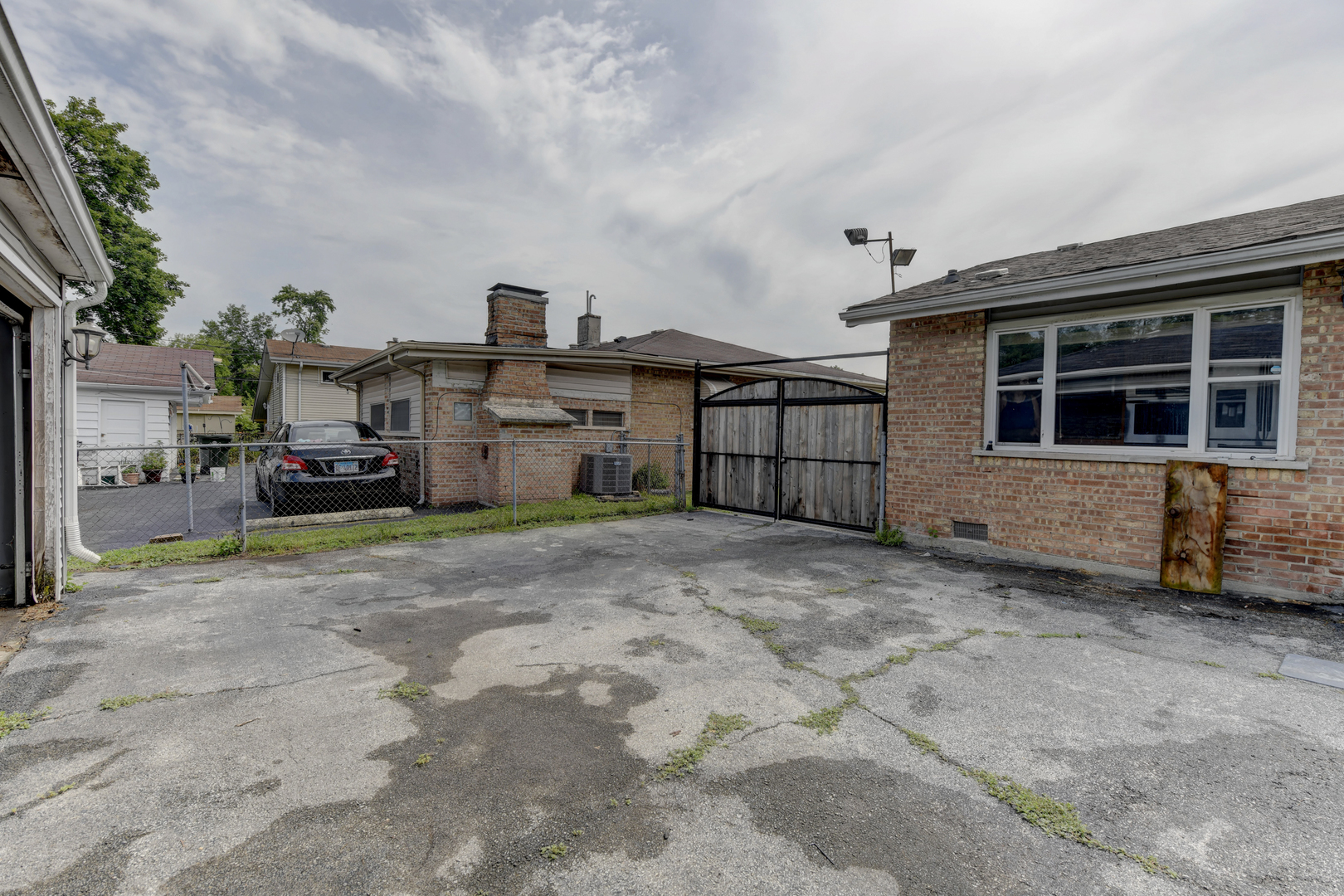 16218 Sussex Court, Markham, IL 60428
