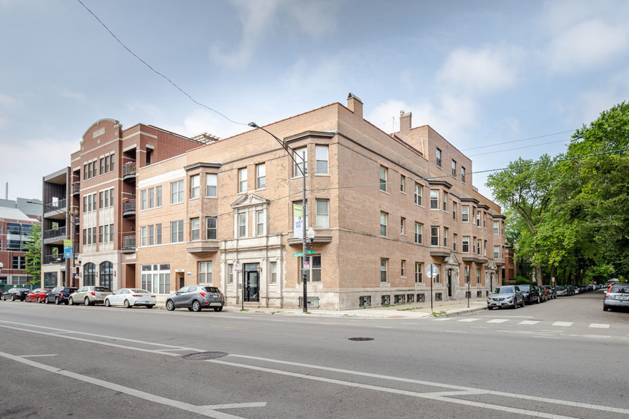 811 W Lill Avenue #101, Chicago, IL 60614