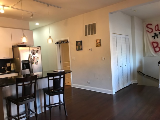 811 W Lill Avenue #101, Chicago, IL 60614