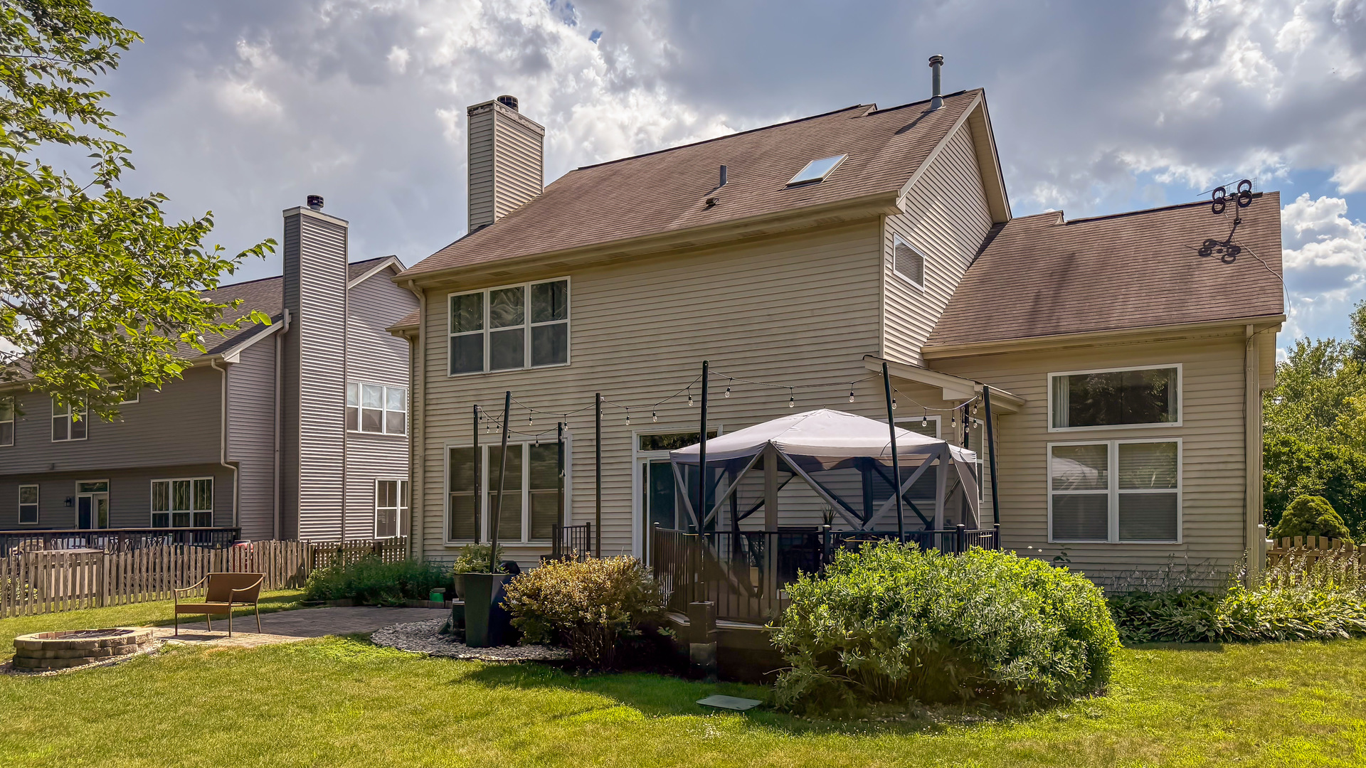 1949 PINNACLE Drive, Aurora, IL 60502