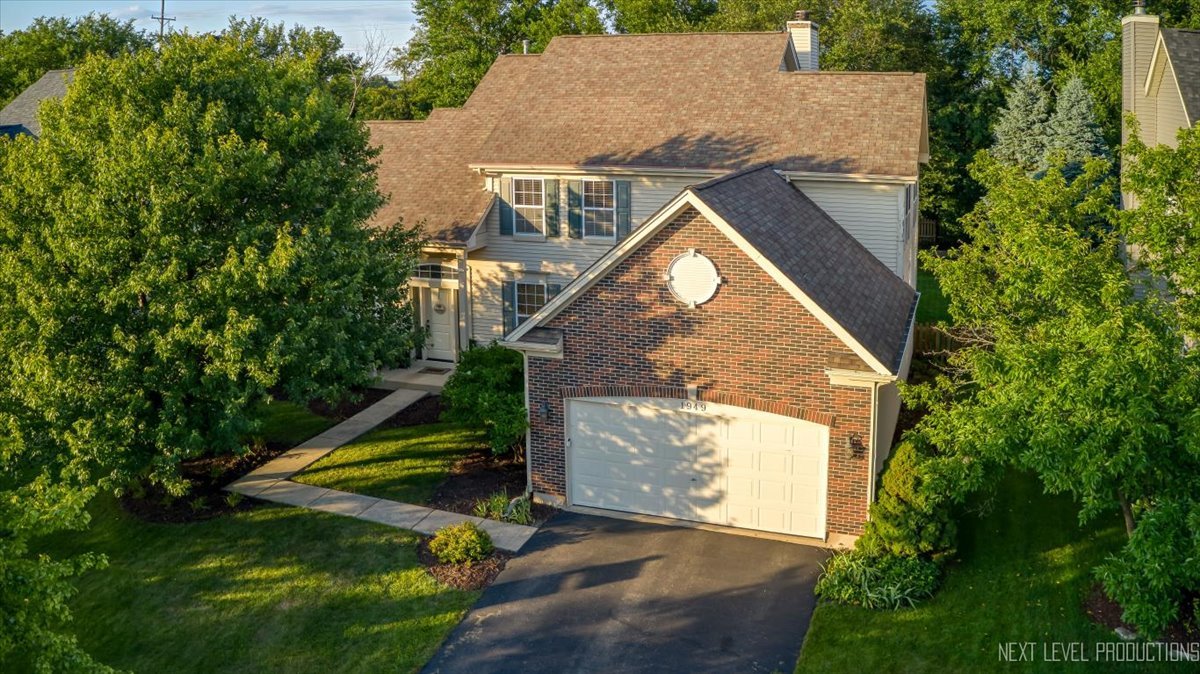 1949 PINNACLE Drive, Aurora, IL 60502