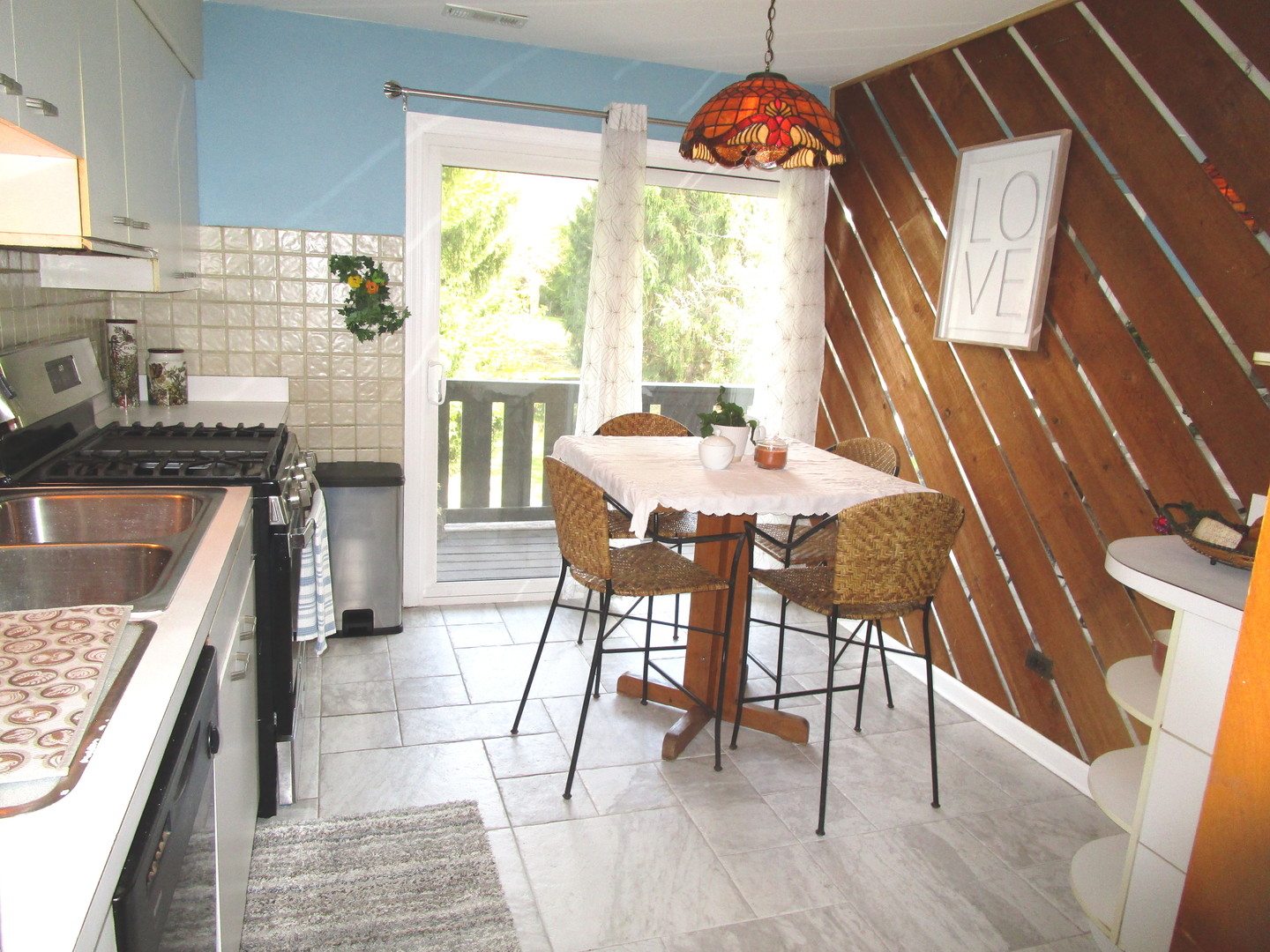 11207 Cottonwood Drive #21C, Palos Hills, IL 60465