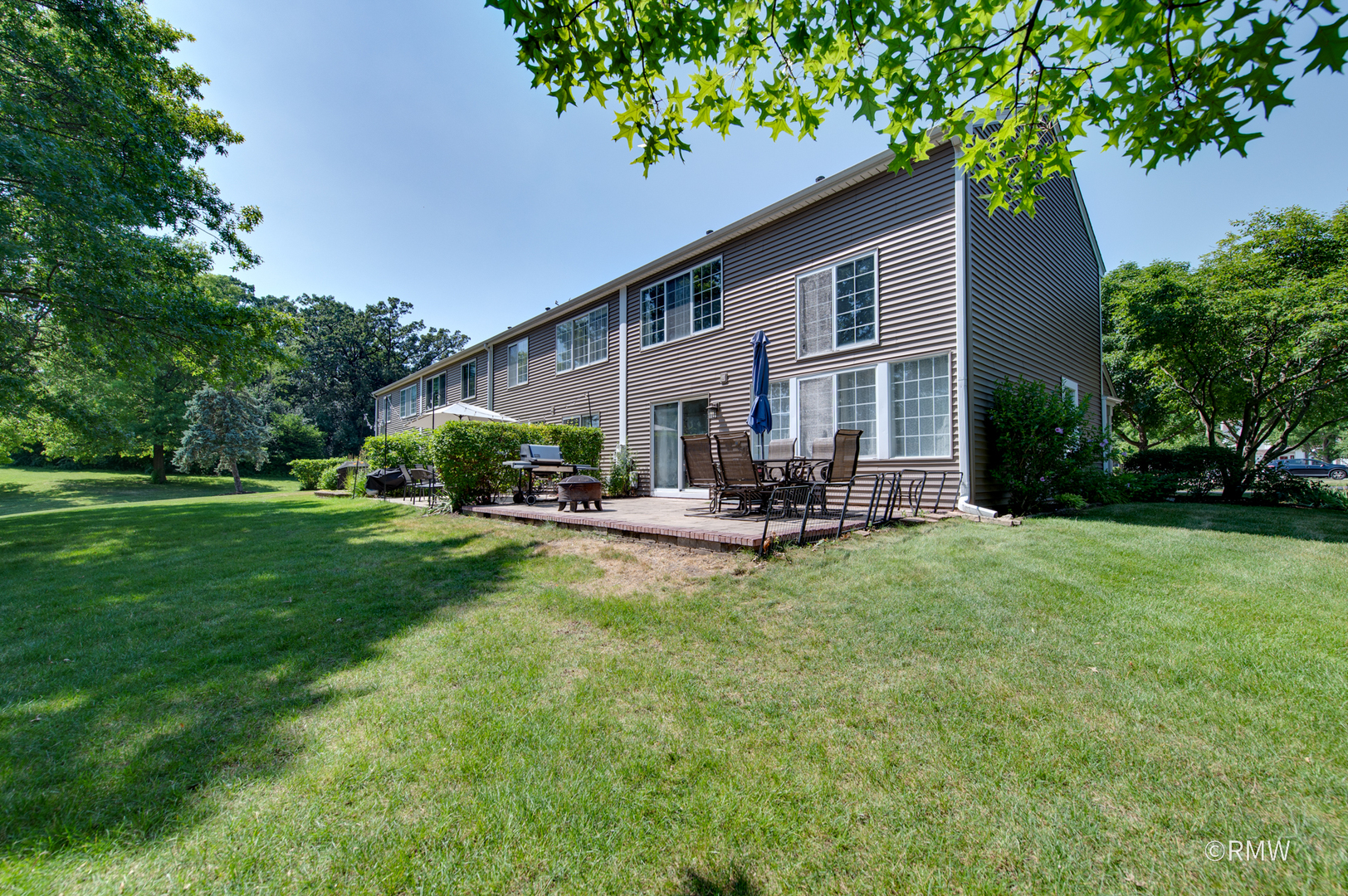 1261 River Ash Court, Bartlett, IL 60103