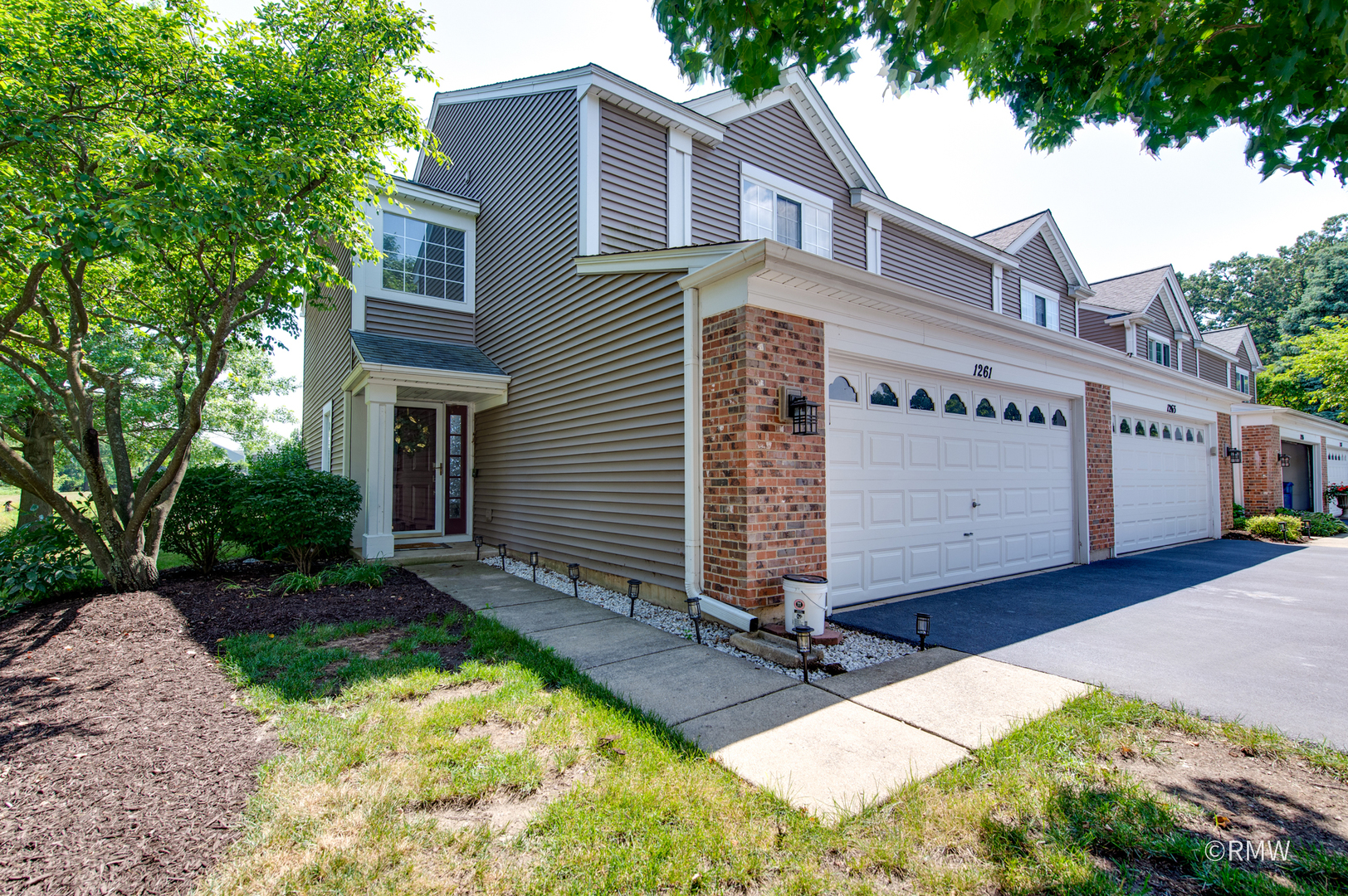 1261 River Ash Court, Bartlett, IL 60103