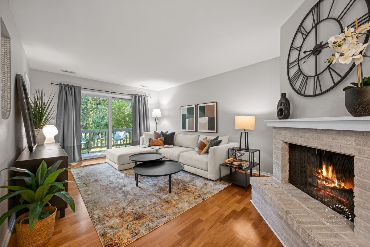 29W440 Emerald Green Drive #25-F, Warrenville, IL 60555