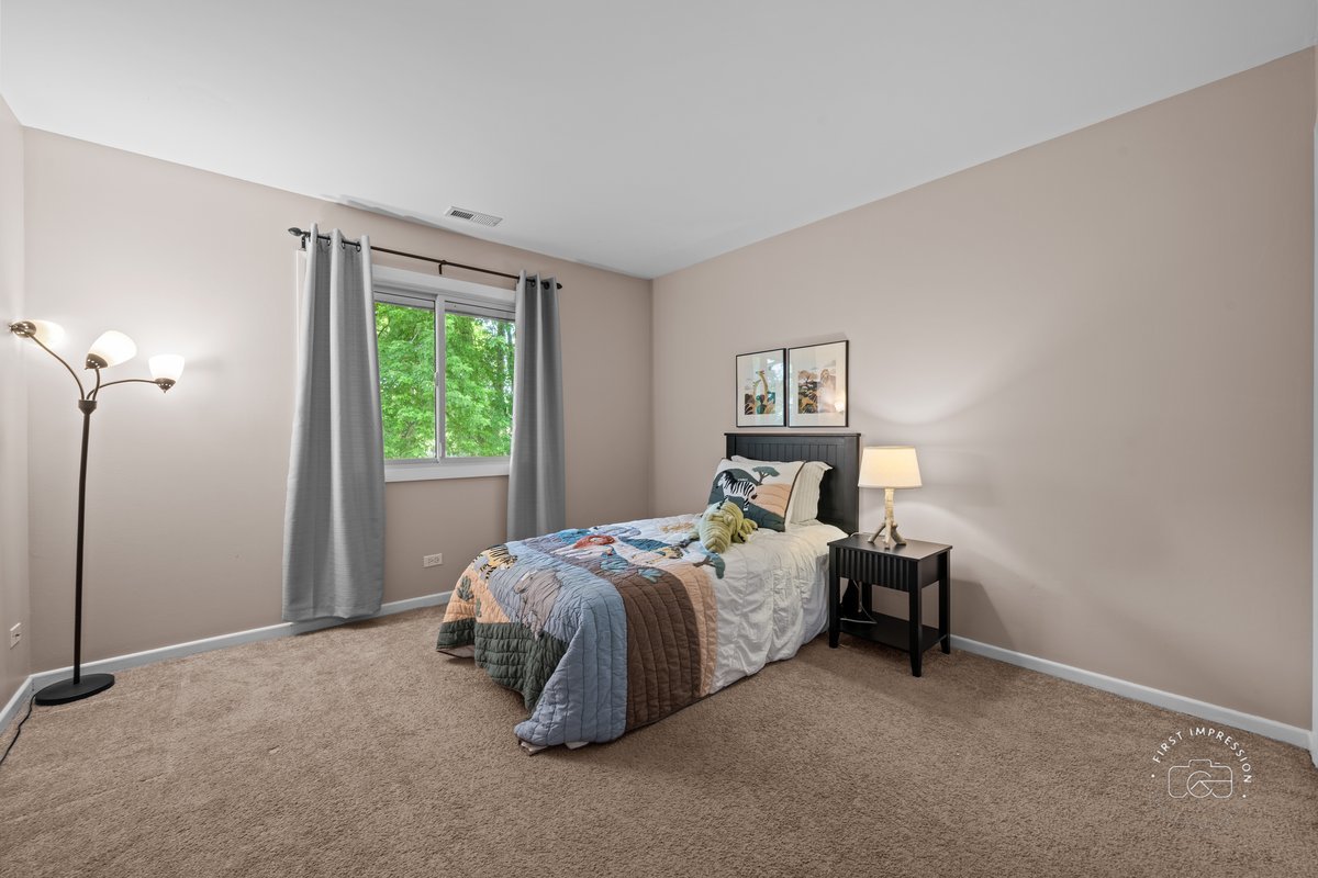 29W440 Emerald Green Drive #25-F, Warrenville, IL 60555